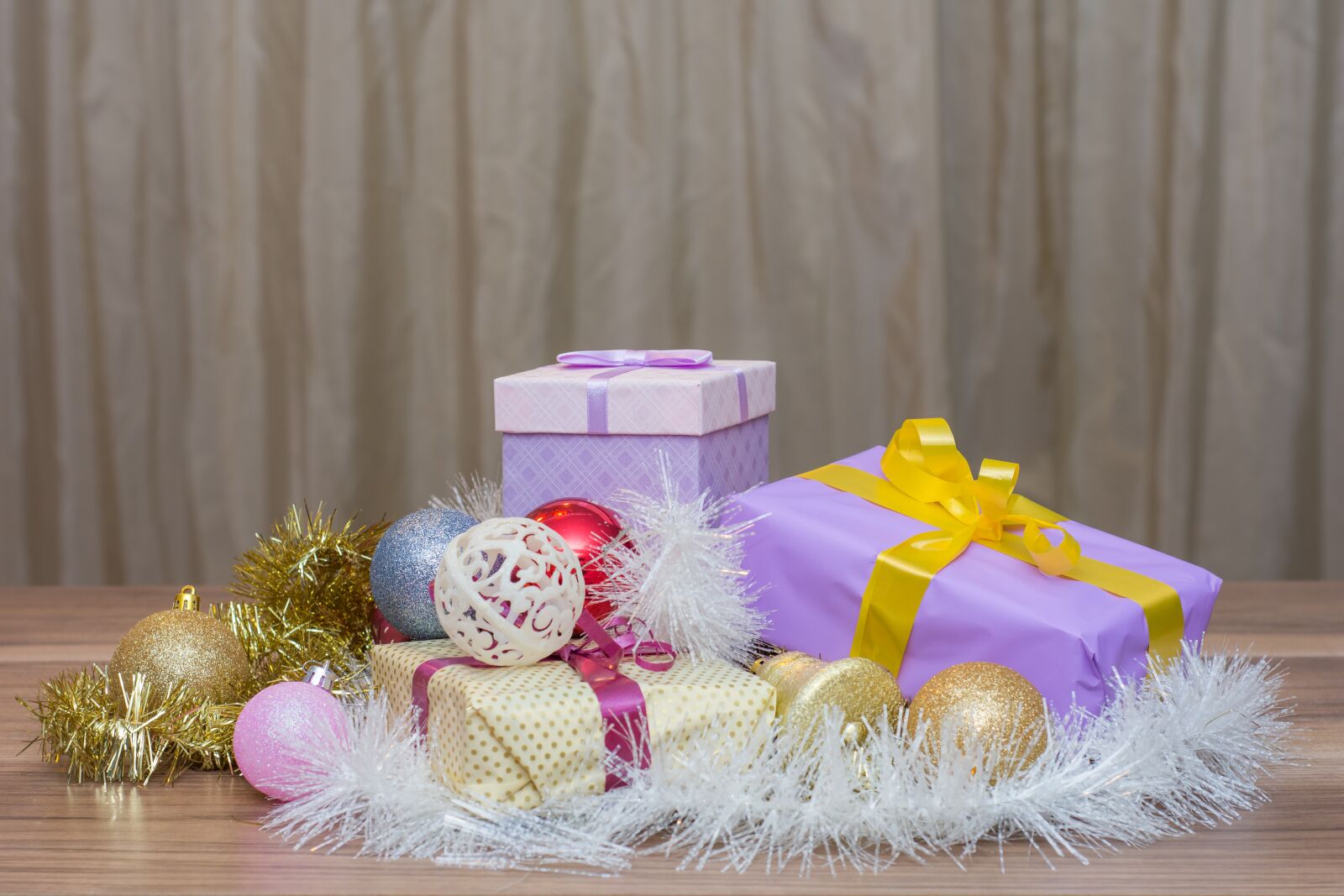 Nikon D7200 sample photo. Christmas presents, happy new photography