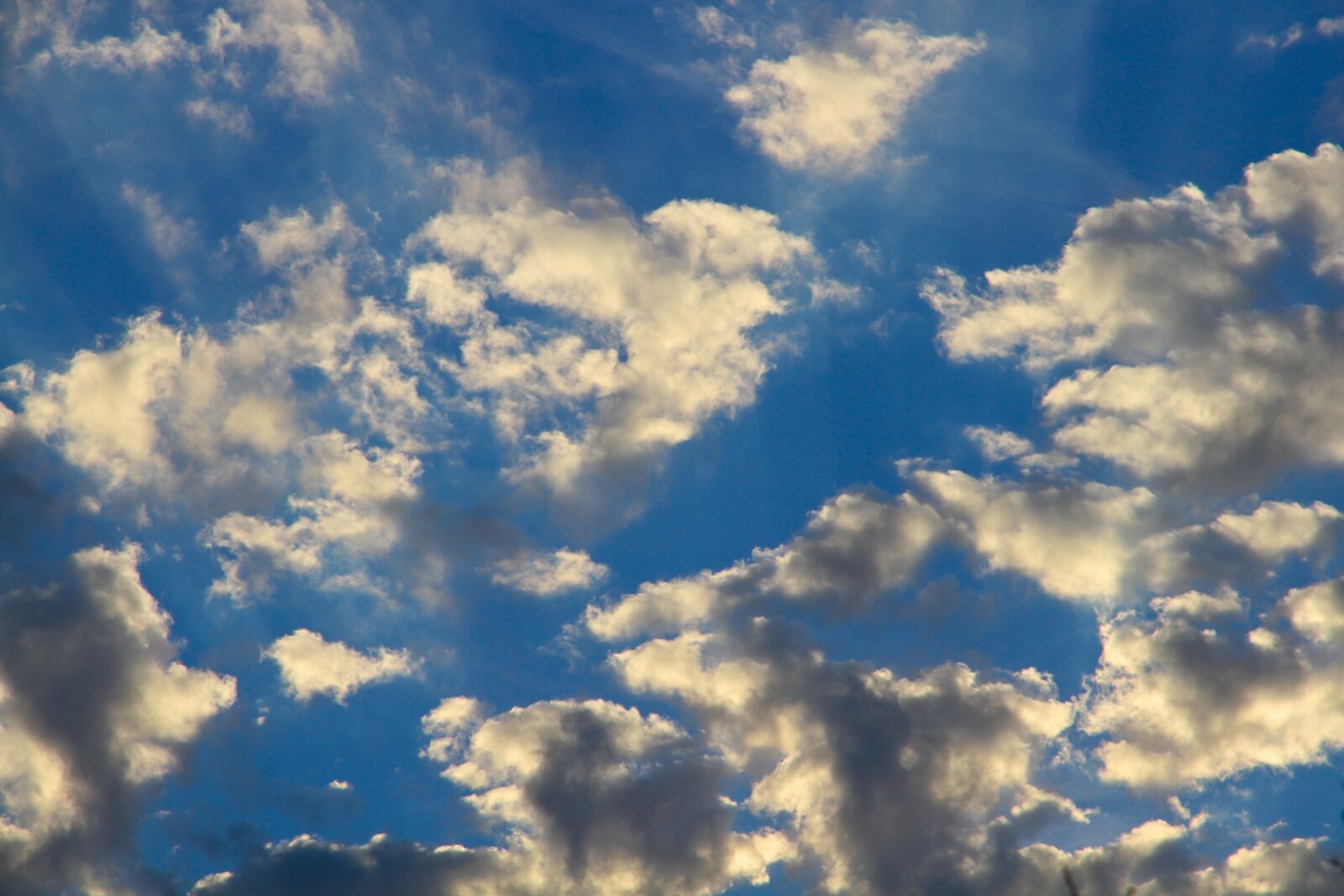 Canon EOS 7D sample photo. Sky, clouds, blue photography