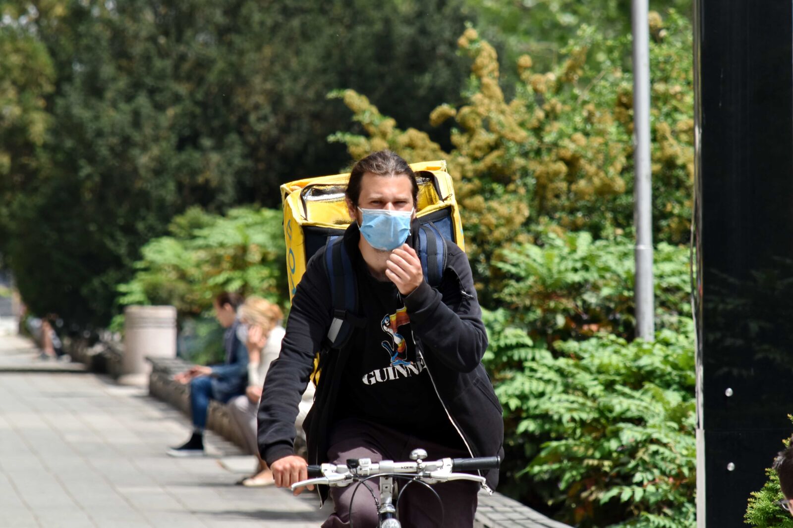 Nikon D5500 sample photo. Bicycle, businessman, coronavirus, delivery photography