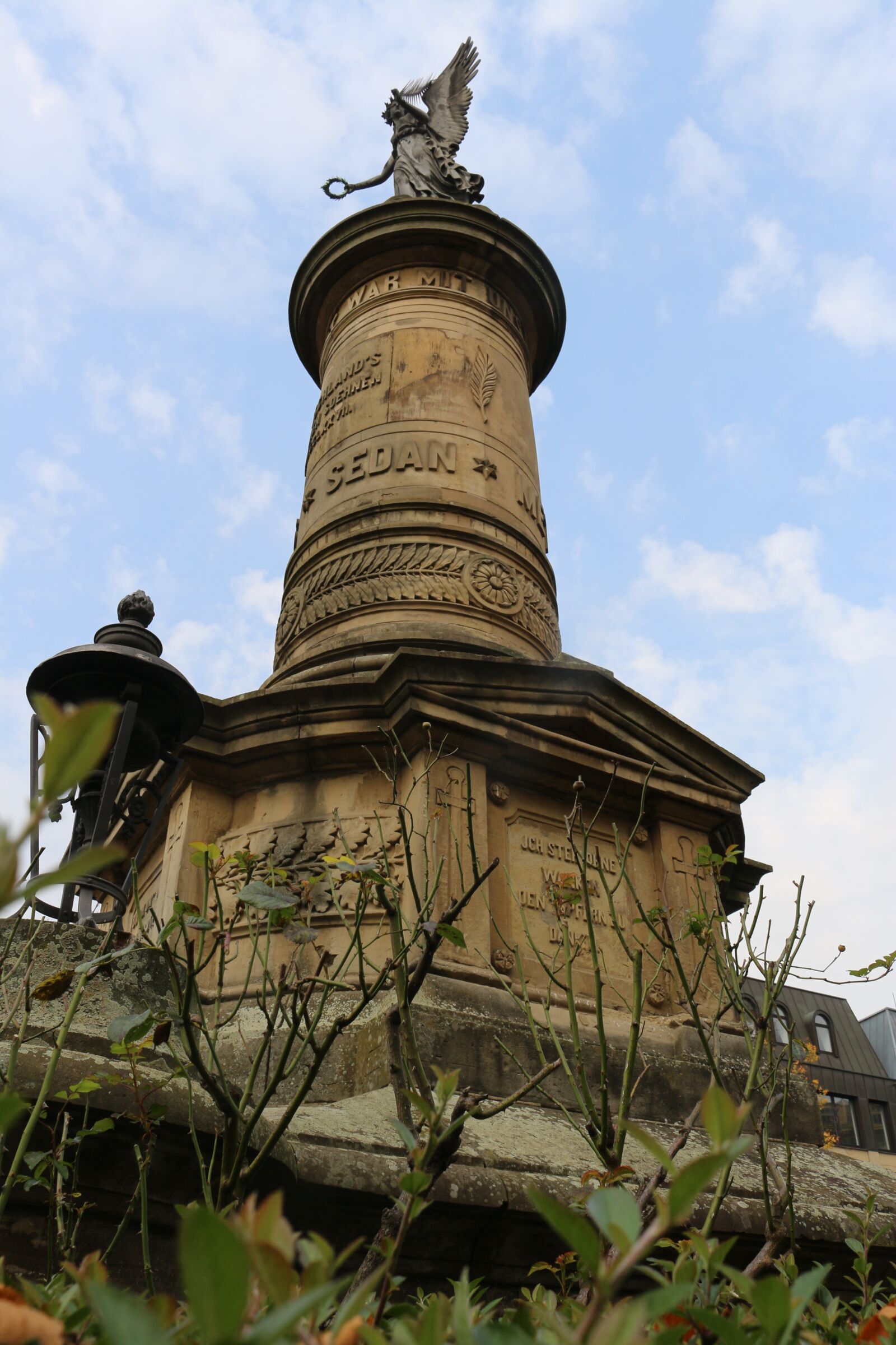 Canon EOS 100D (EOS Rebel SL1 / EOS Kiss X7) sample photo. Siegburg germany, monument, marketplace photography