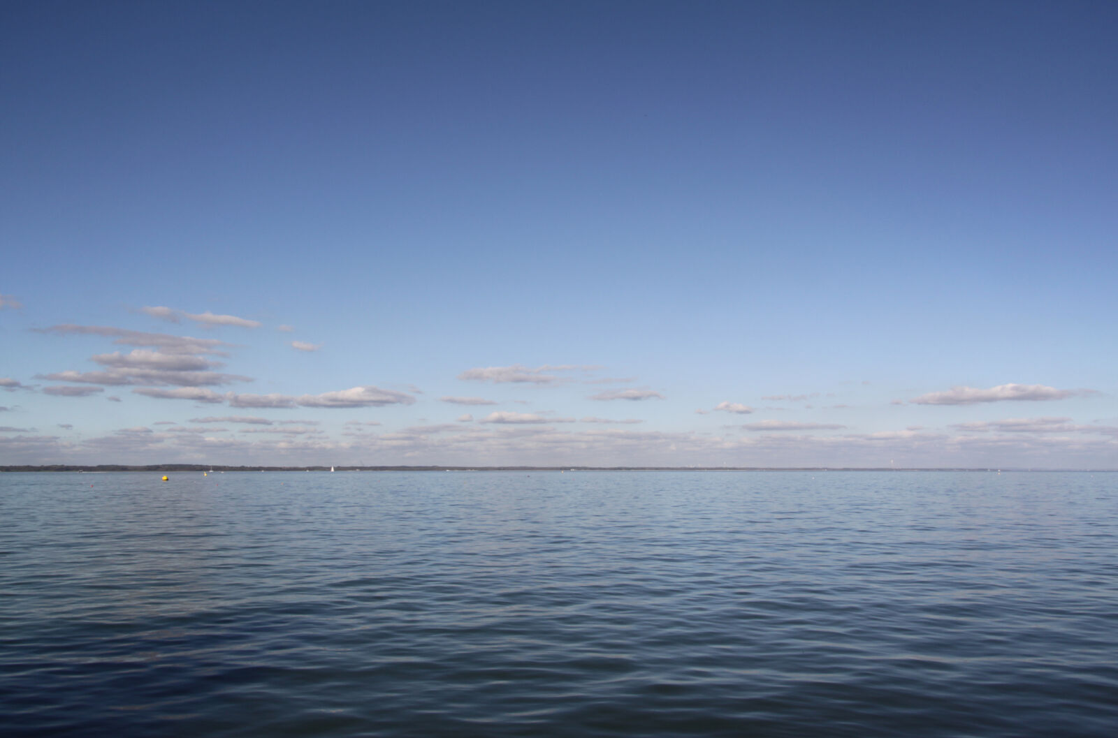 Canon EOS 500D (EOS Rebel T1i / EOS Kiss X3) sample photo. Sea, blue, sky photography