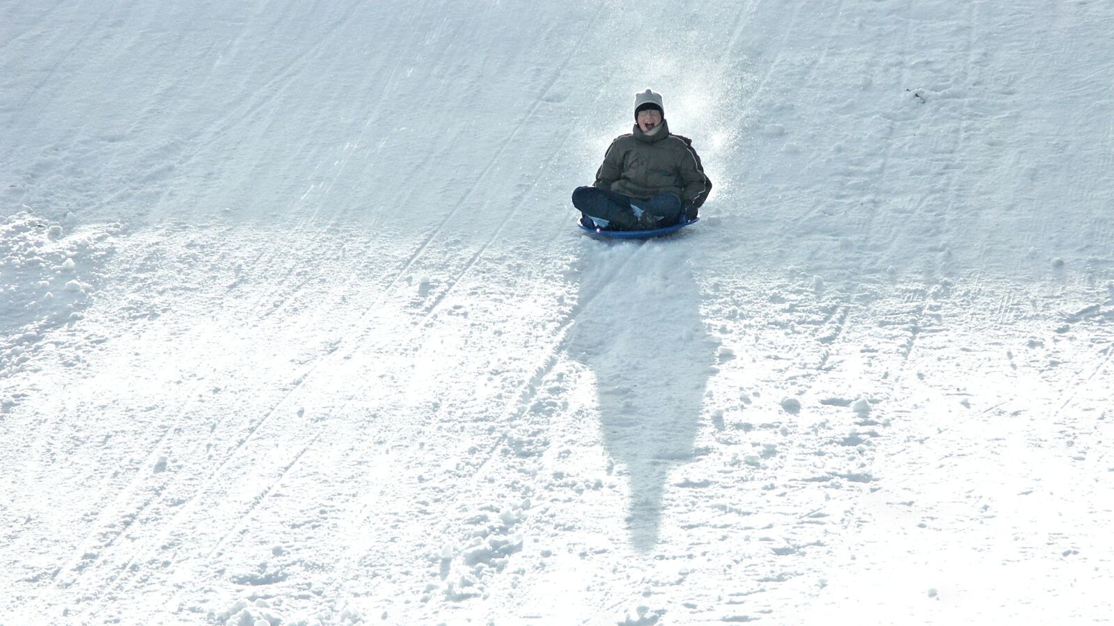 KONICA MINOLTA DiMAGE A1 sample photo. Winter, toboggan, sleigh ride photography