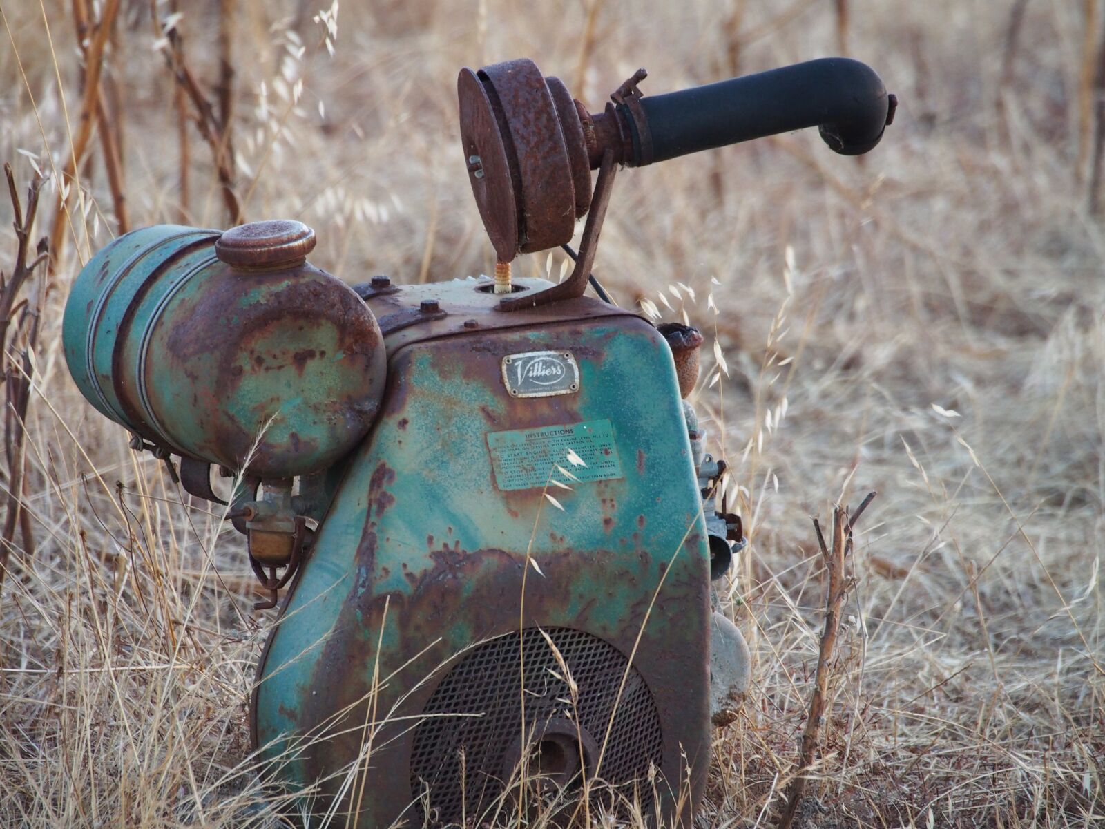 Olympus OM-D E-M5 sample photo. Old motor, vintage, aged photography