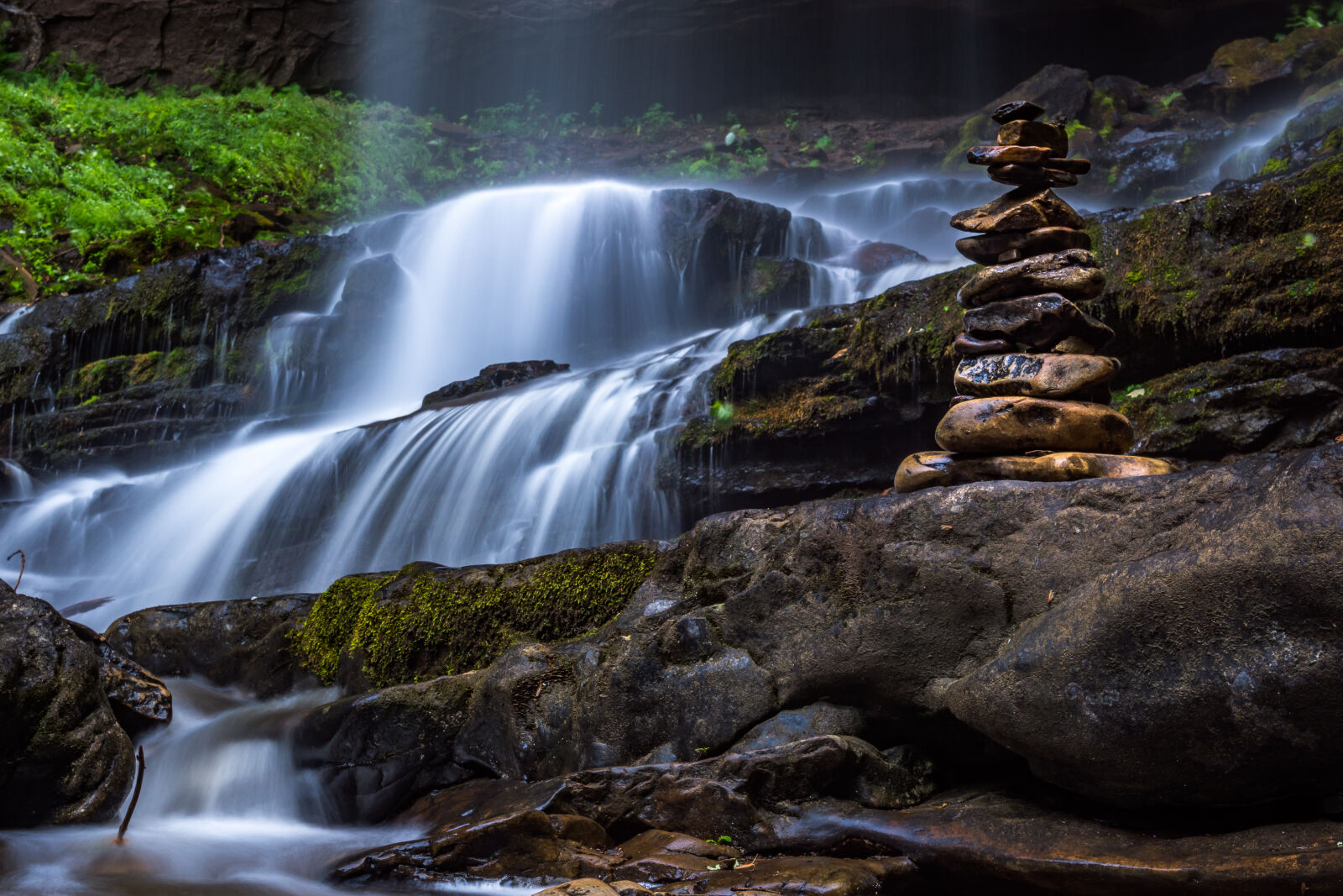 30mm F1.4 DC DN | Contemporary 016 sample photo. Nature, water, rocks, stream photography