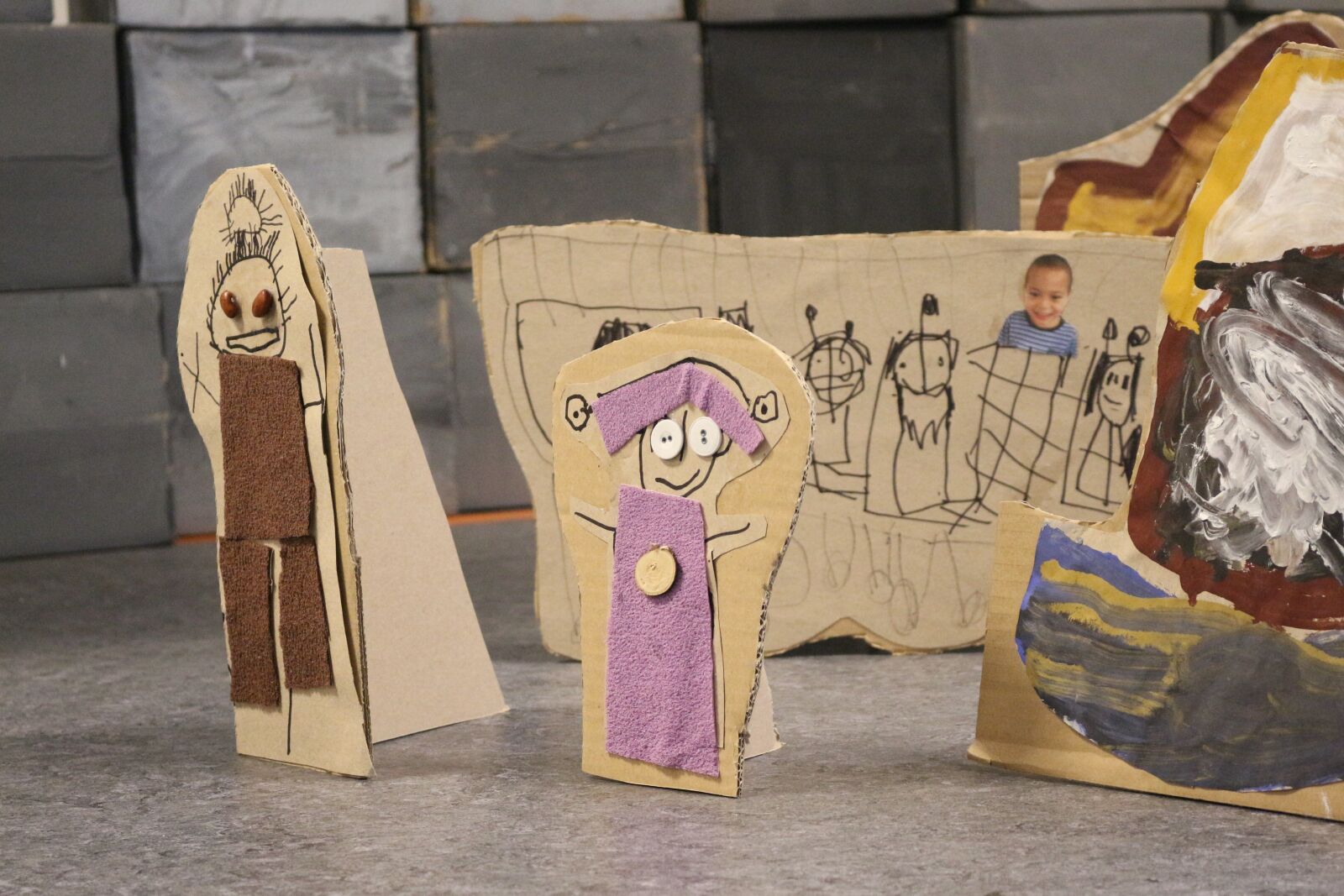 Canon EOS 700D (EOS Rebel T5i / EOS Kiss X7i) sample photo. Kita, figures, tinker photography