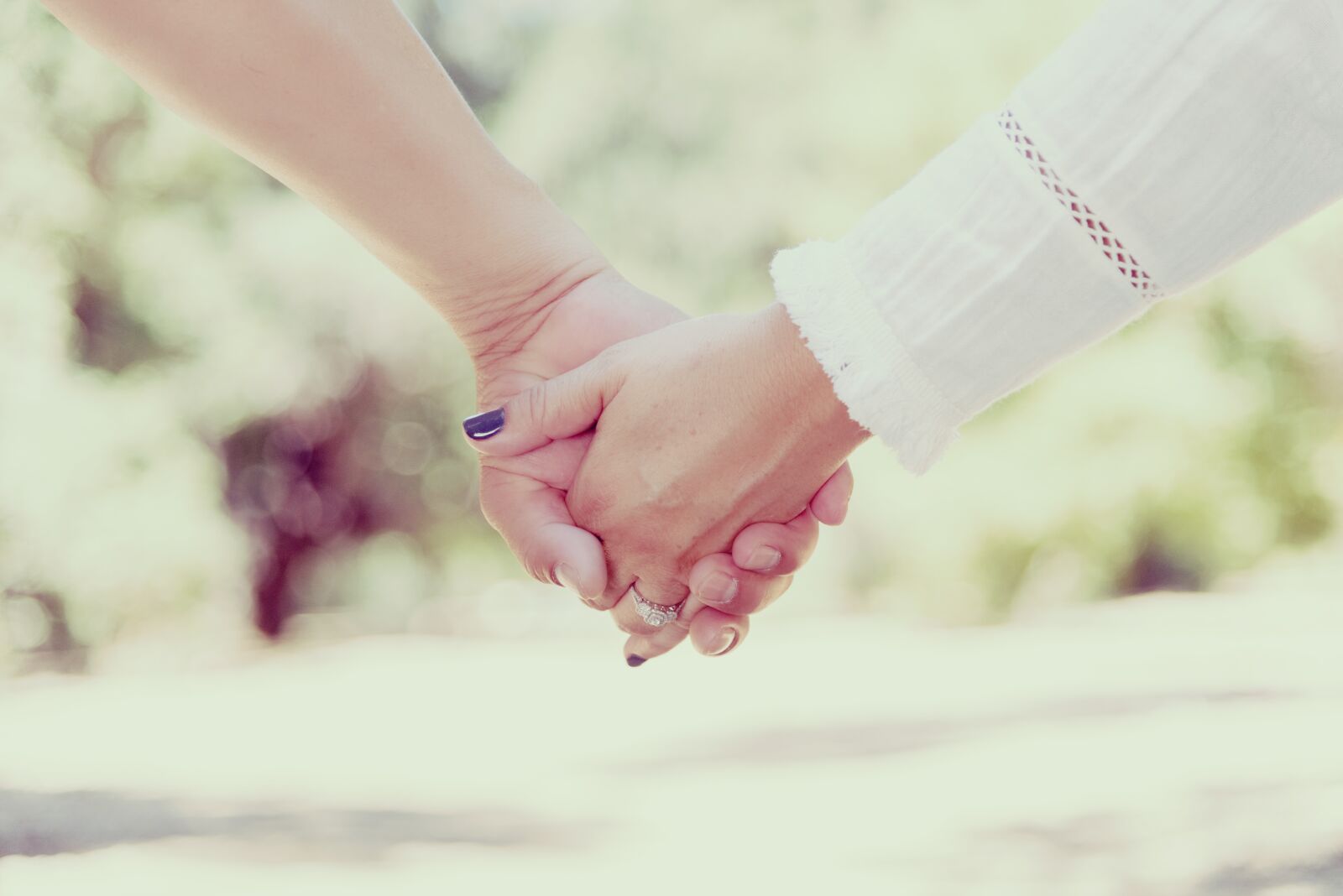 Nikon D750 sample photo. Hands, holding hands, people photography
