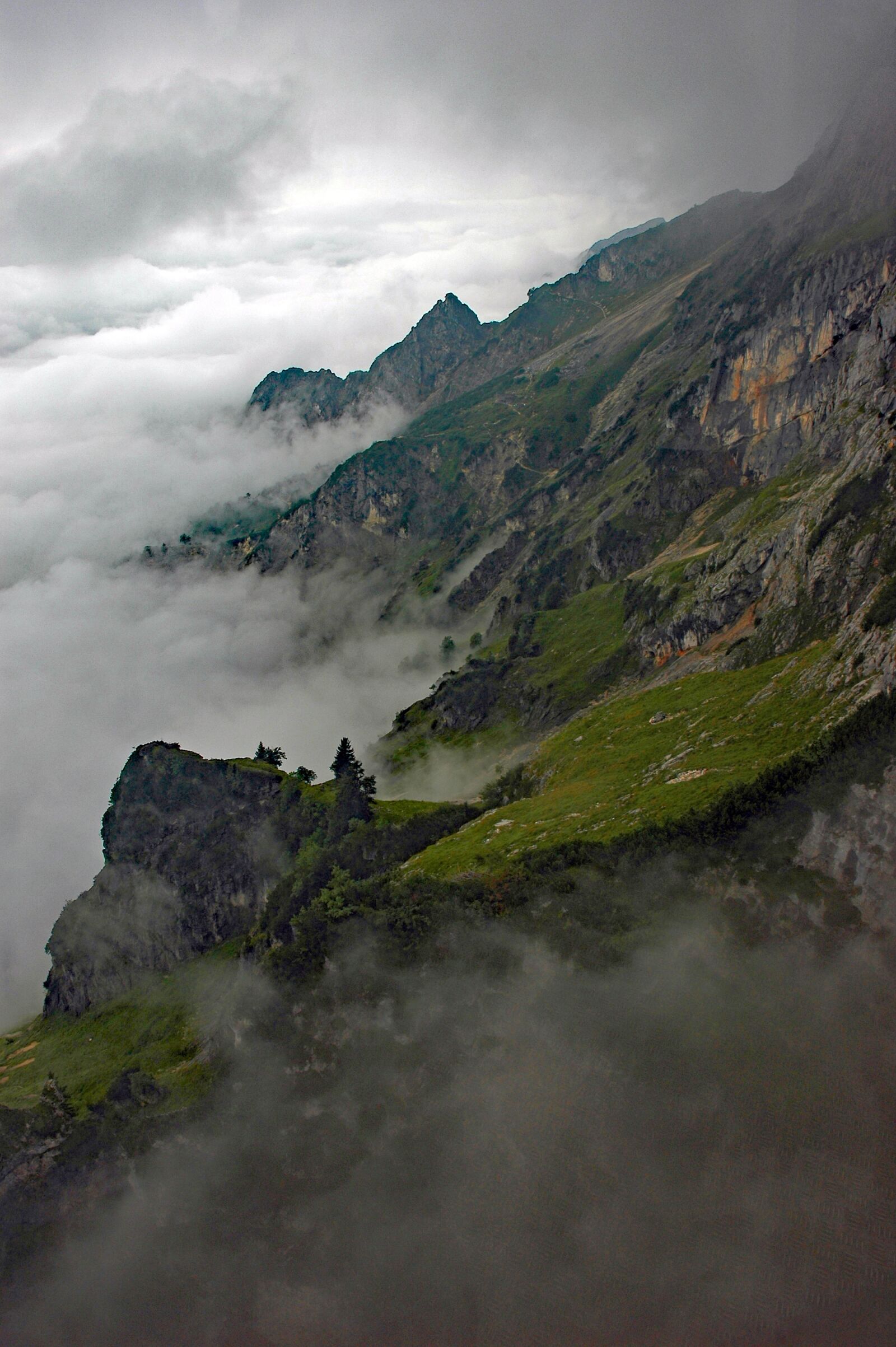 Nikon D70s sample photo. Austria, 2015, under the mountain photography