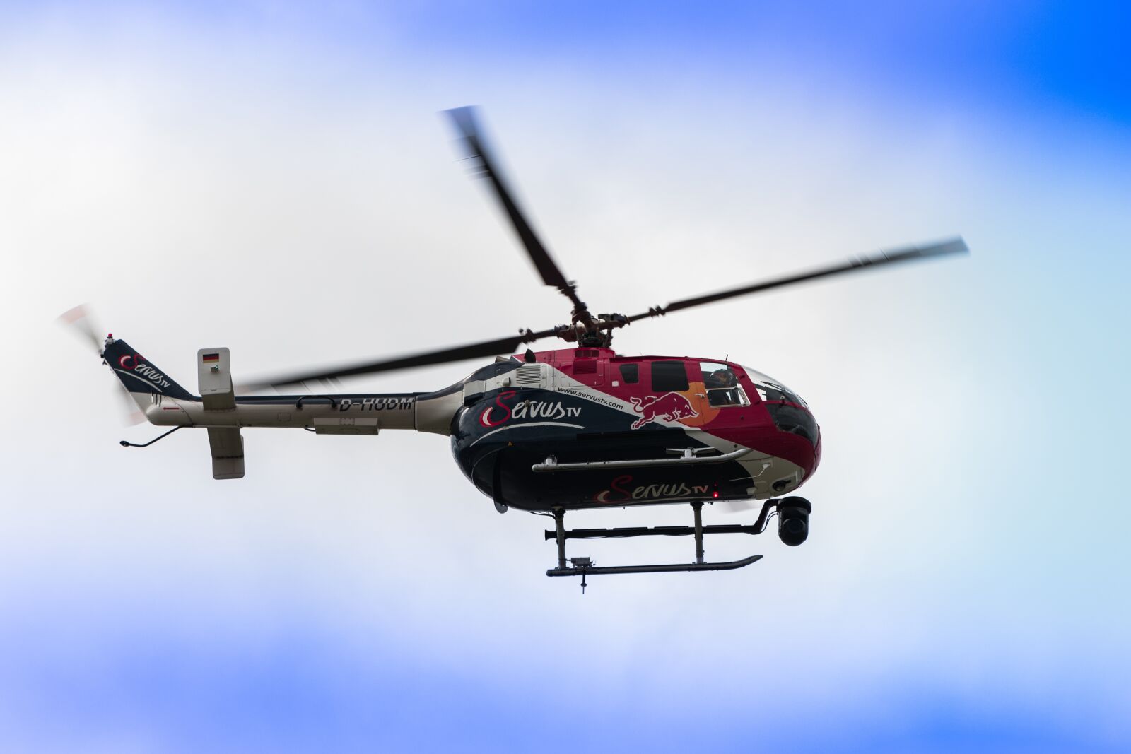 Canon EOS 6D Mark II + Canon EF 70-300 F4-5.6 IS II USM sample photo. Machine, helicopter, aerial footage photography