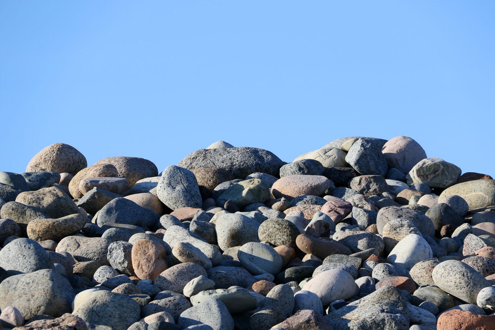 Canon EOS 7D Mark II sample photo. Stone, the nature of photography