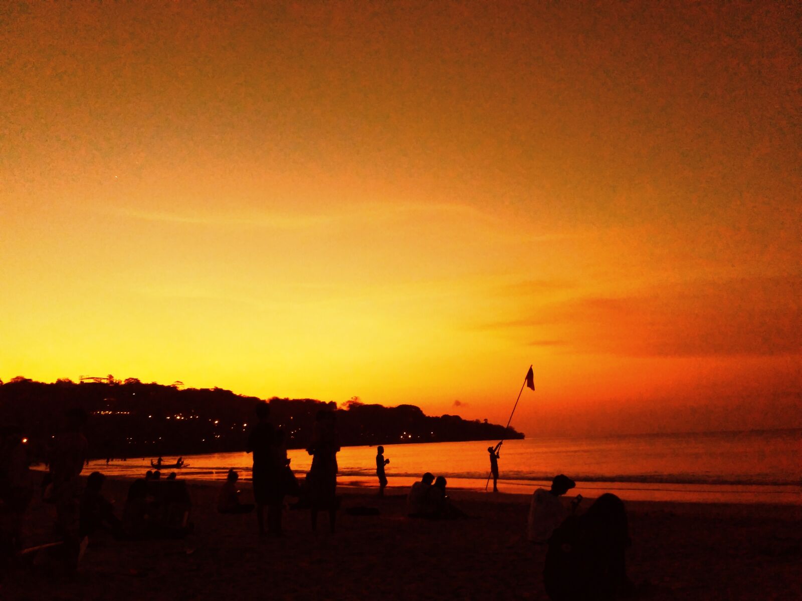 Xiaomi Redmi 3S sample photo. Beach, wave, people photography