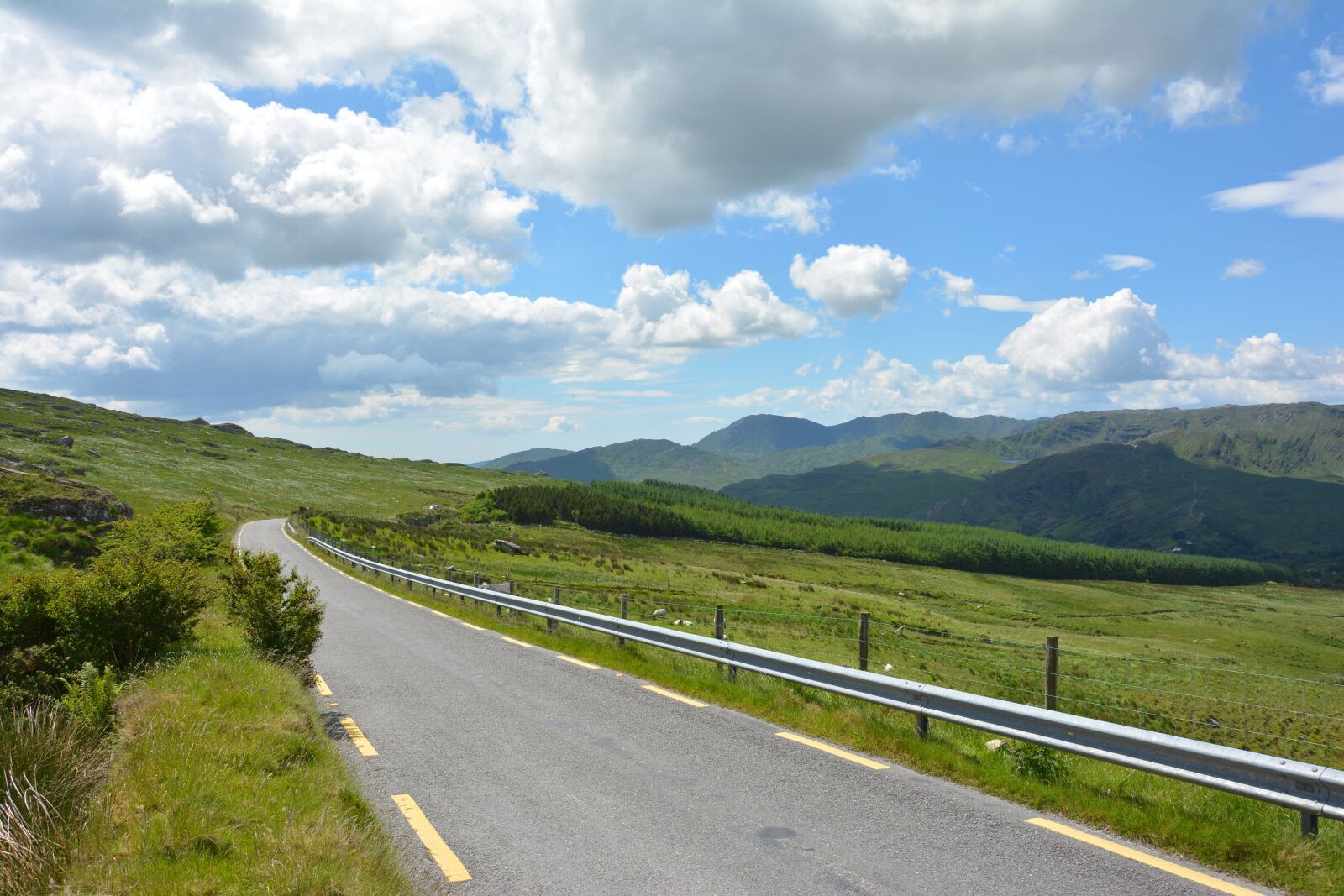 Nikon D5200 sample photo. Ireland, pass, pass road photography