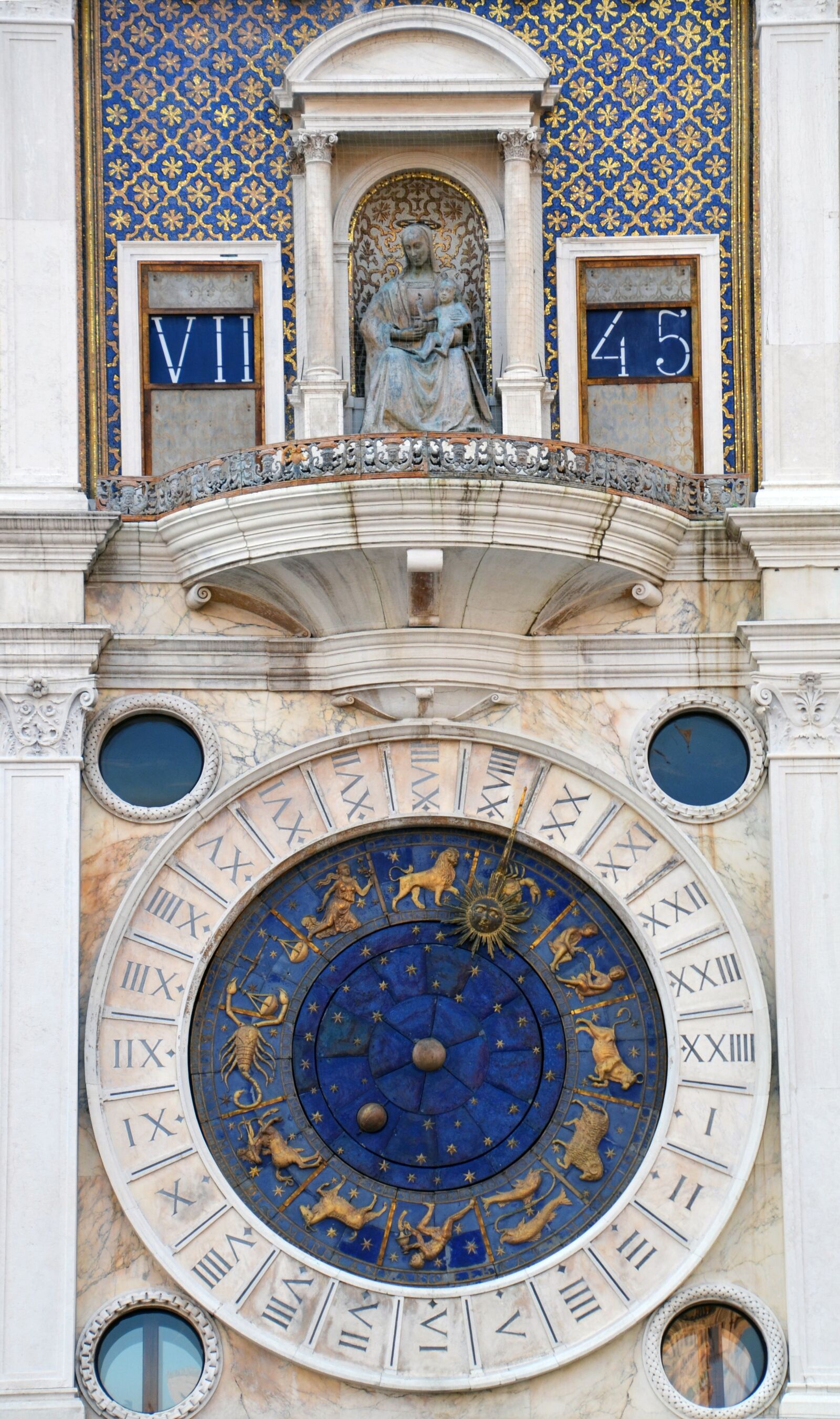 Nikon D7000 sample photo. Zodiac sign, time, clock photography
