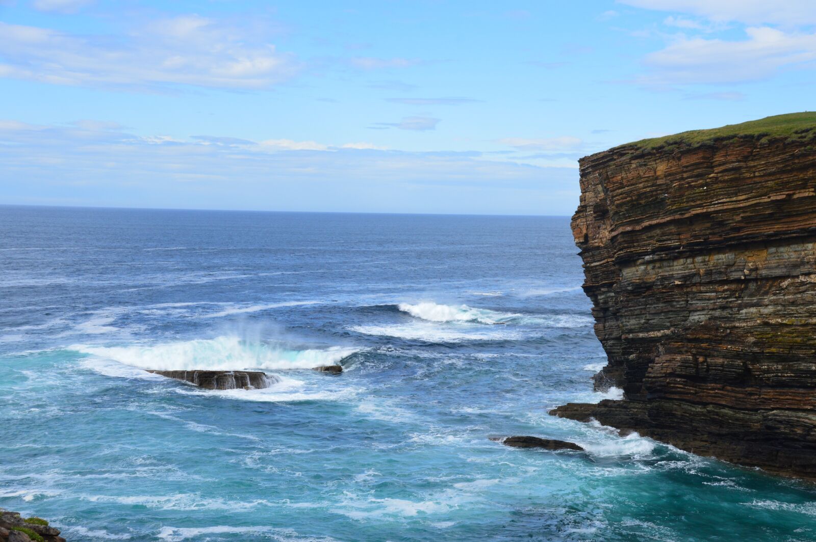 Nikon D3200 sample photo. Cliff, scotland, landscape photography