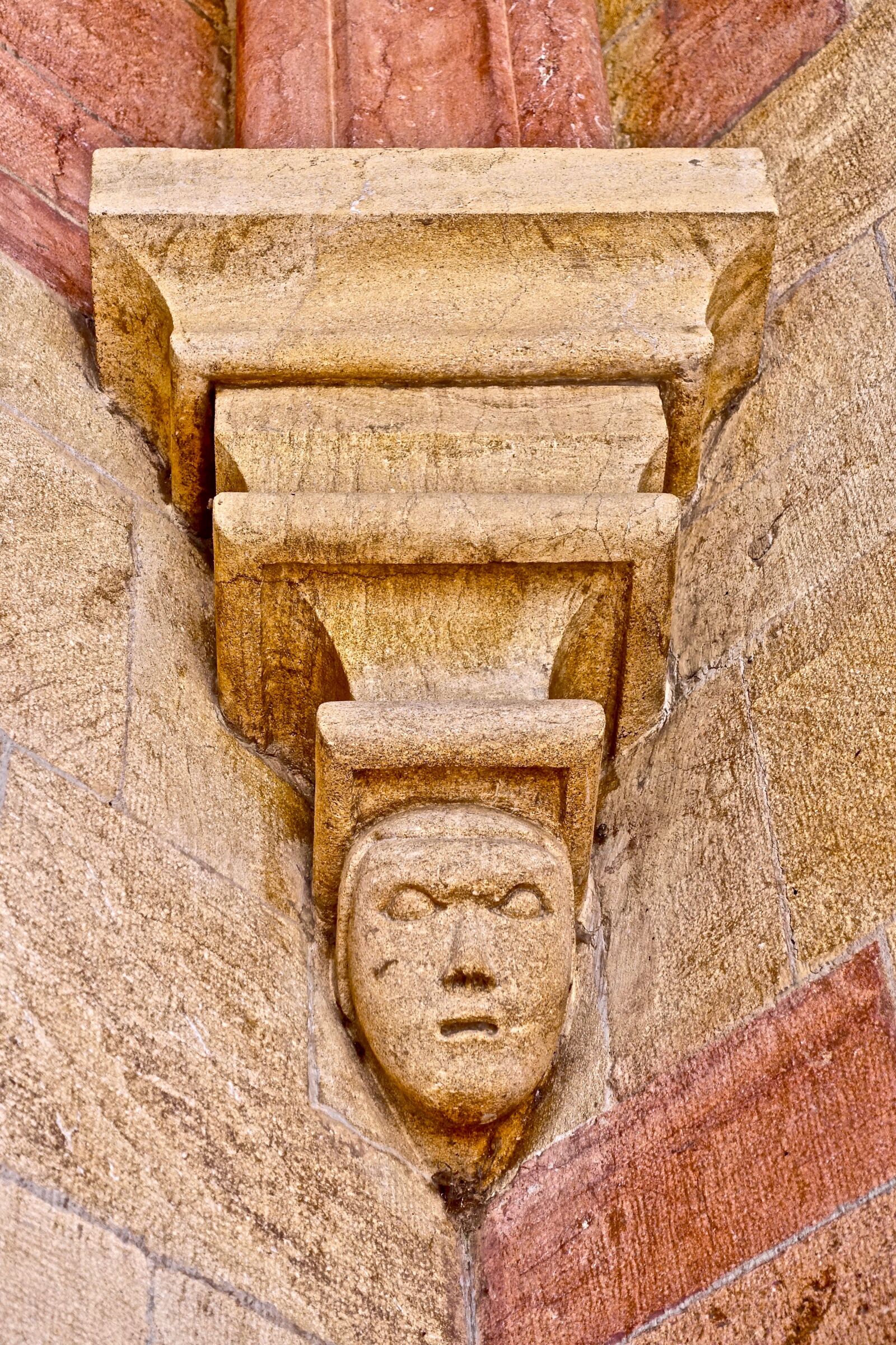 Sony Cyber-shot DSC-RX100 III sample photo. Sculpture, symbol, stone photography