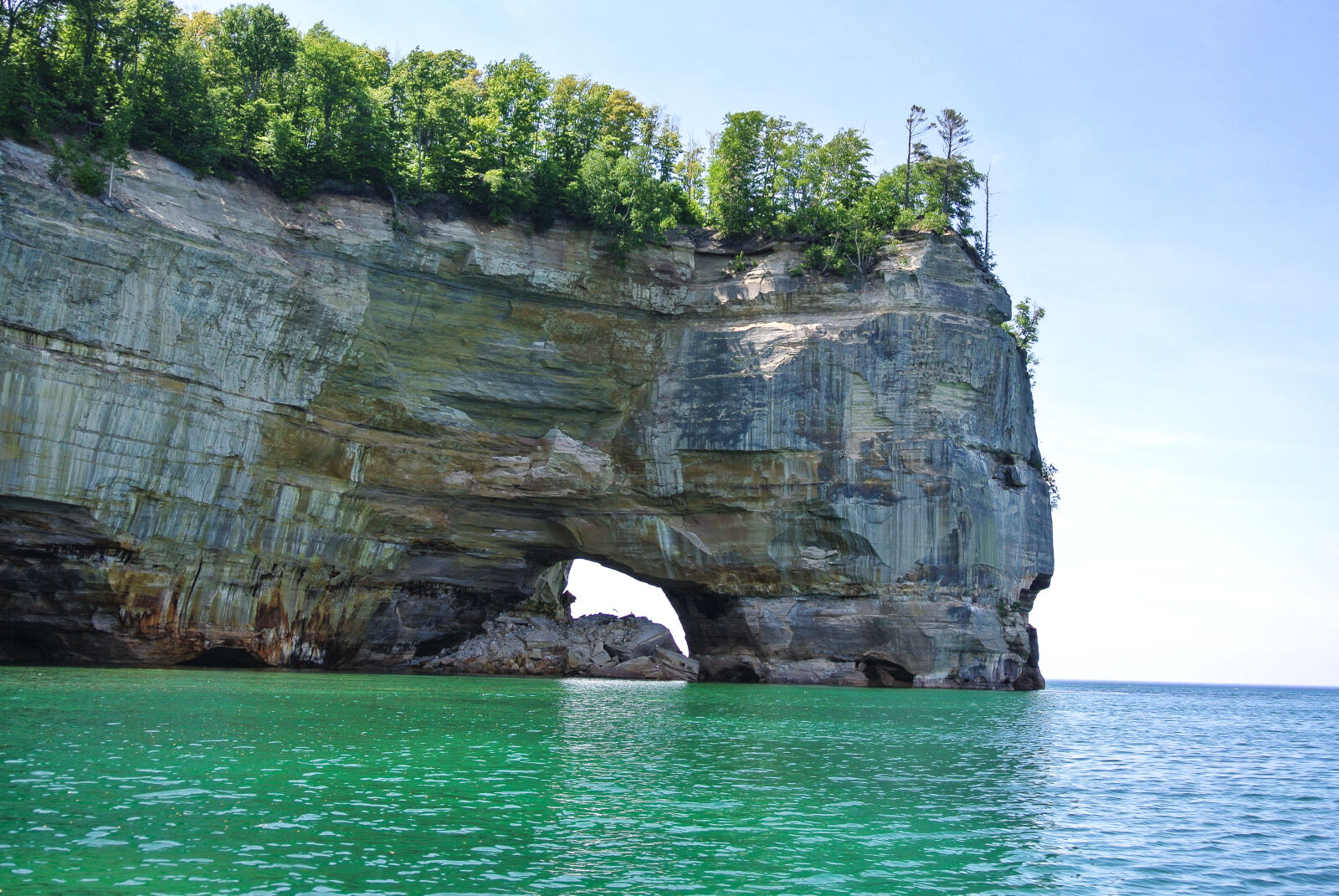 Nikon 1 Nikkor VR 10-30mm F3.5-5.6 sample photo. Arch, calm, water, crystal photography