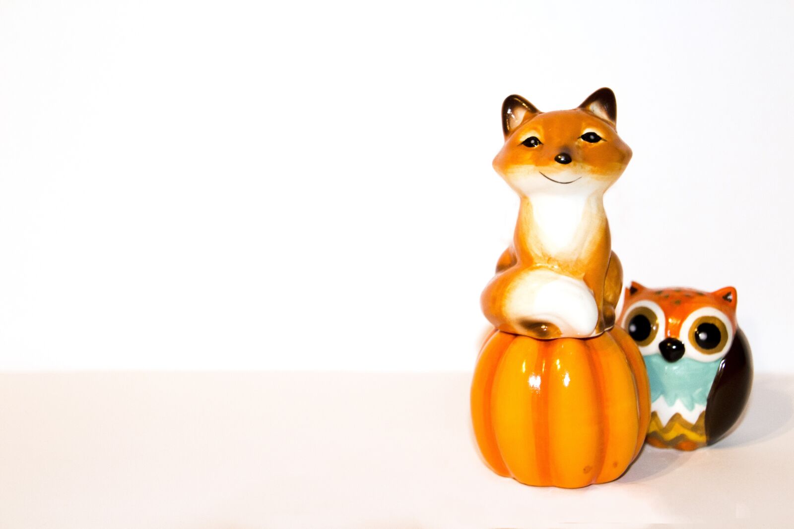 Canon EOS 700D (EOS Rebel T5i / EOS Kiss X7i) sample photo. Toy fox, toy owl photography