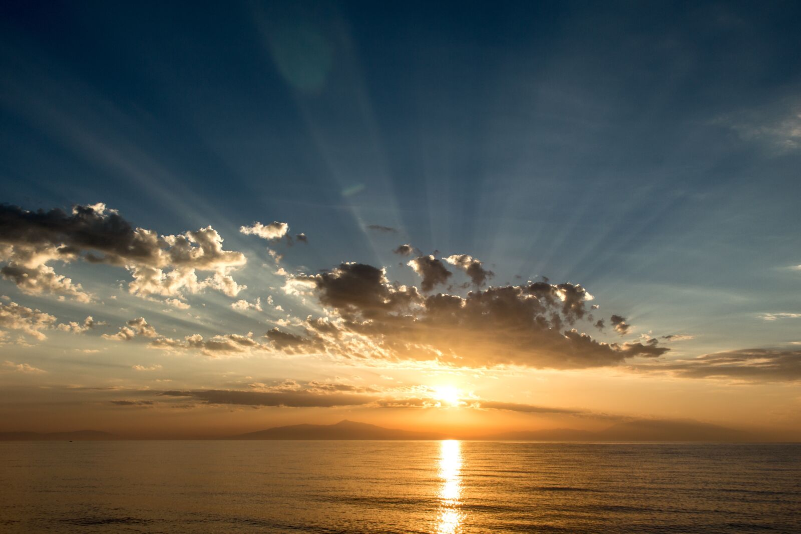 Canon EOS 100D (EOS Rebel SL1 / EOS Kiss X7) sample photo. Sunset, greece, halkidiki photography