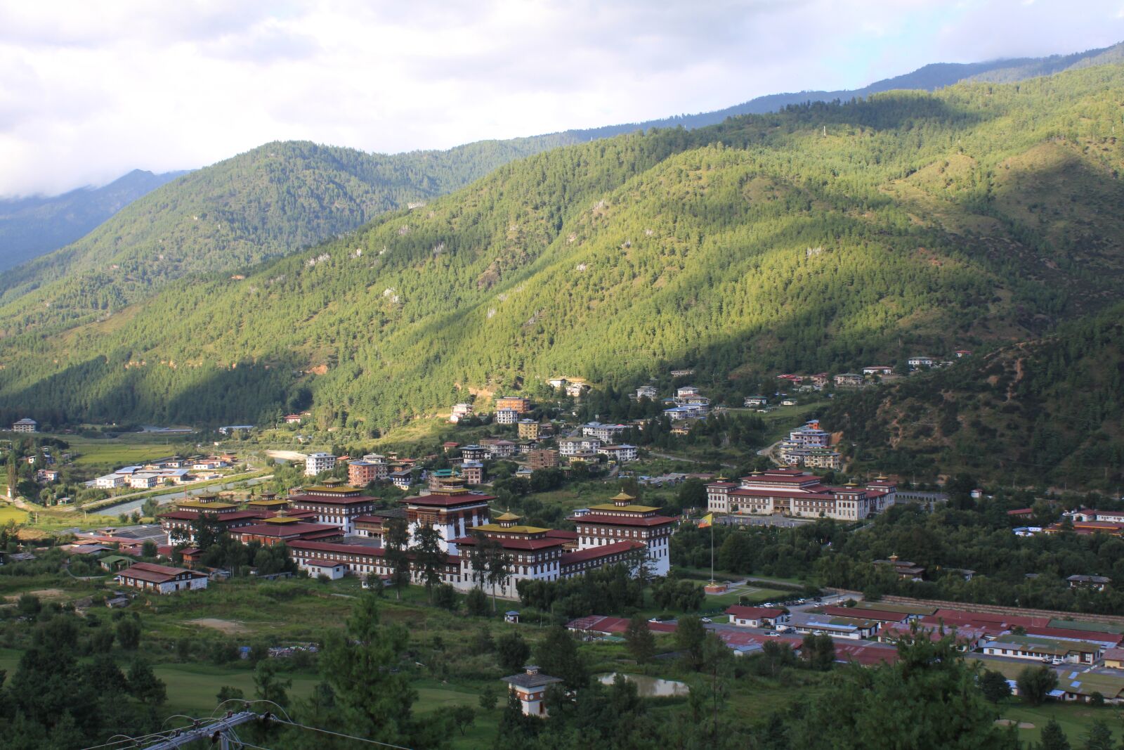 Canon EOS 500D (EOS Rebel T1i / EOS Kiss X3) sample photo. Bhutan, landscape, asia photography