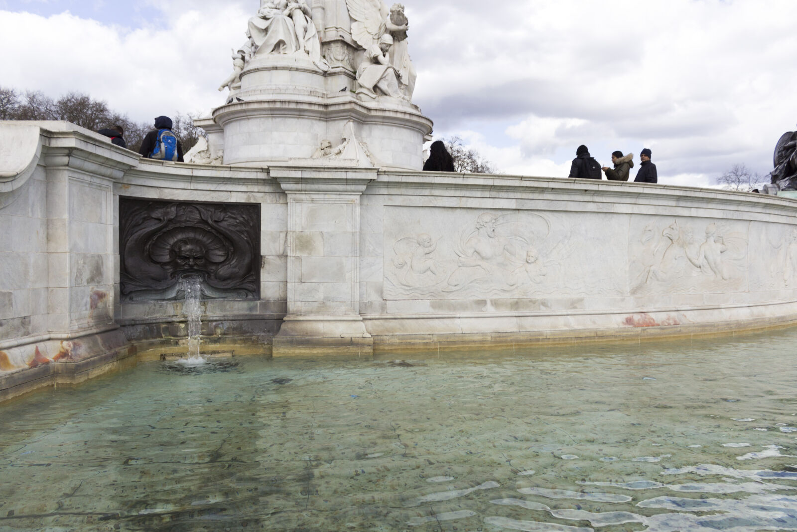 Canon EOS 600D (Rebel EOS T3i / EOS Kiss X5) sample photo. Buckingham, palace, fountain, london photography