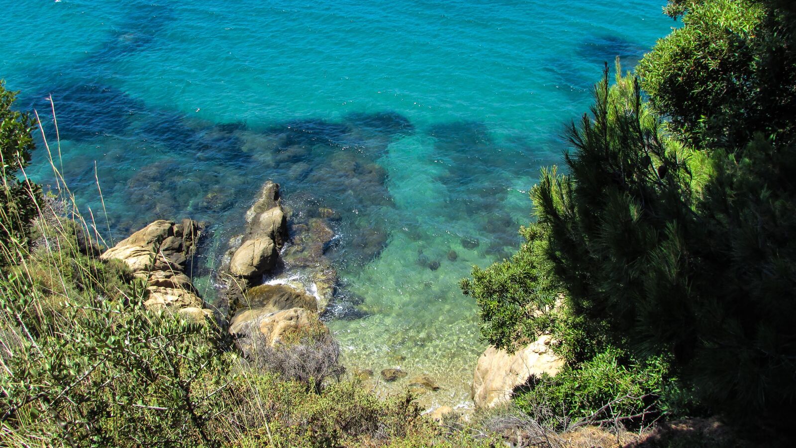 Canon PowerShot SX400 IS sample photo. Cliff, crag, nature photography