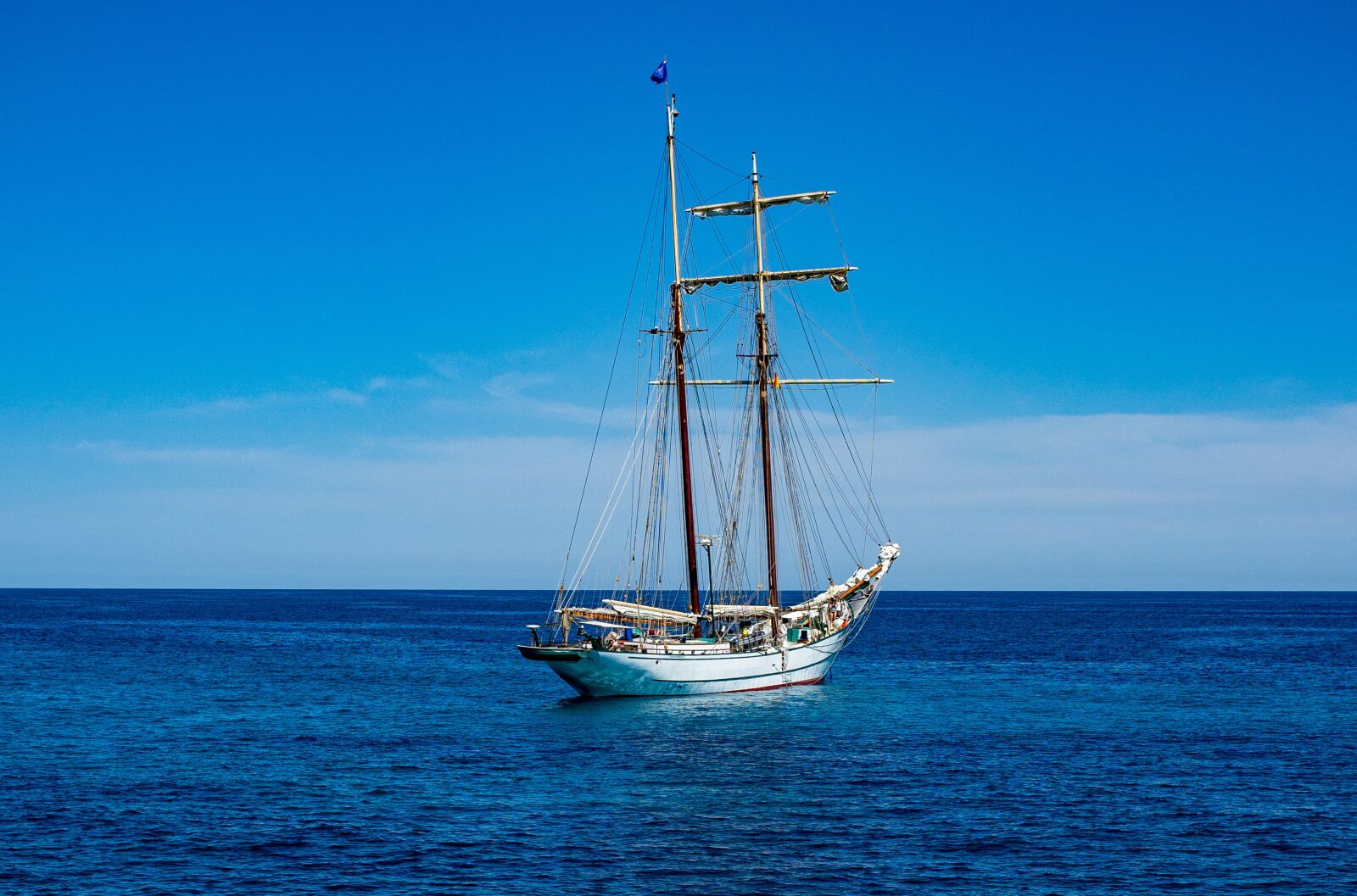 Sony a7 II sample photo. Sailboat, sea, sailing photography