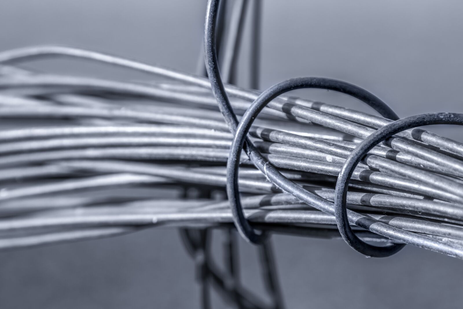 Canon EOS 80D sample photo. Wire, technology, iron photography