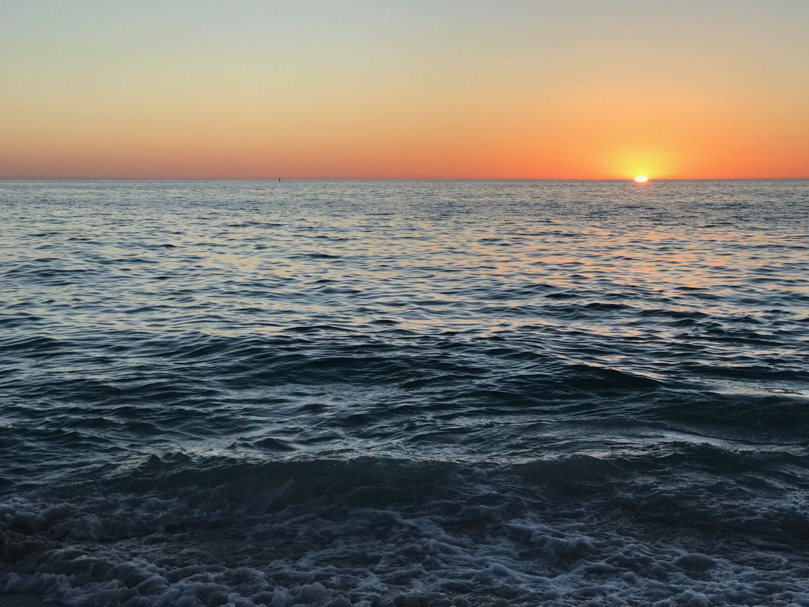 Apple iPhone 7 Plus + iPhone 7 Plus back dual camera 6.6mm f/2.8 sample photo. Beach, ocean, sunset photography