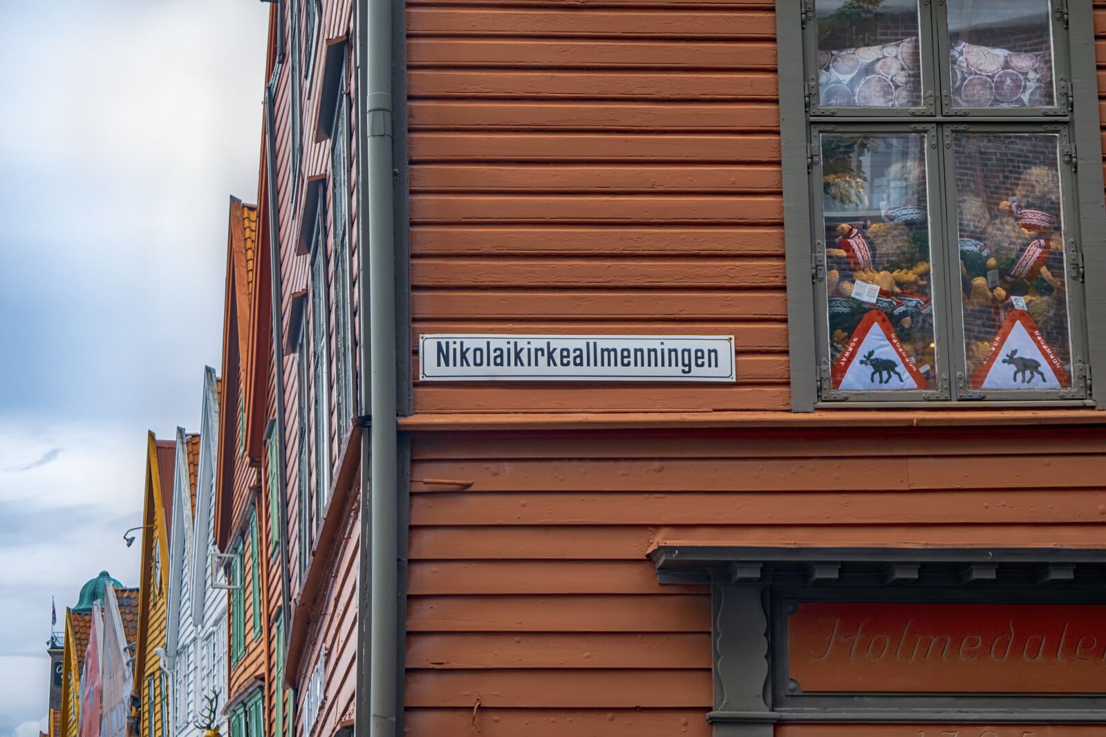 Nikon D3300 sample photo. Street, bergen, norway photography