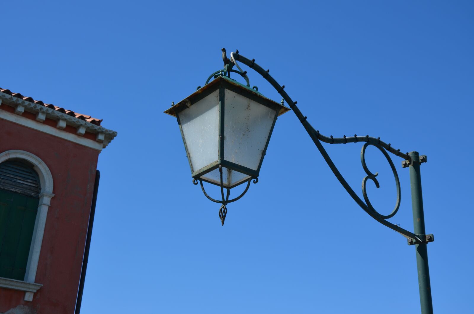 Nikon D5100 sample photo. Lamp, lantern, sky photography