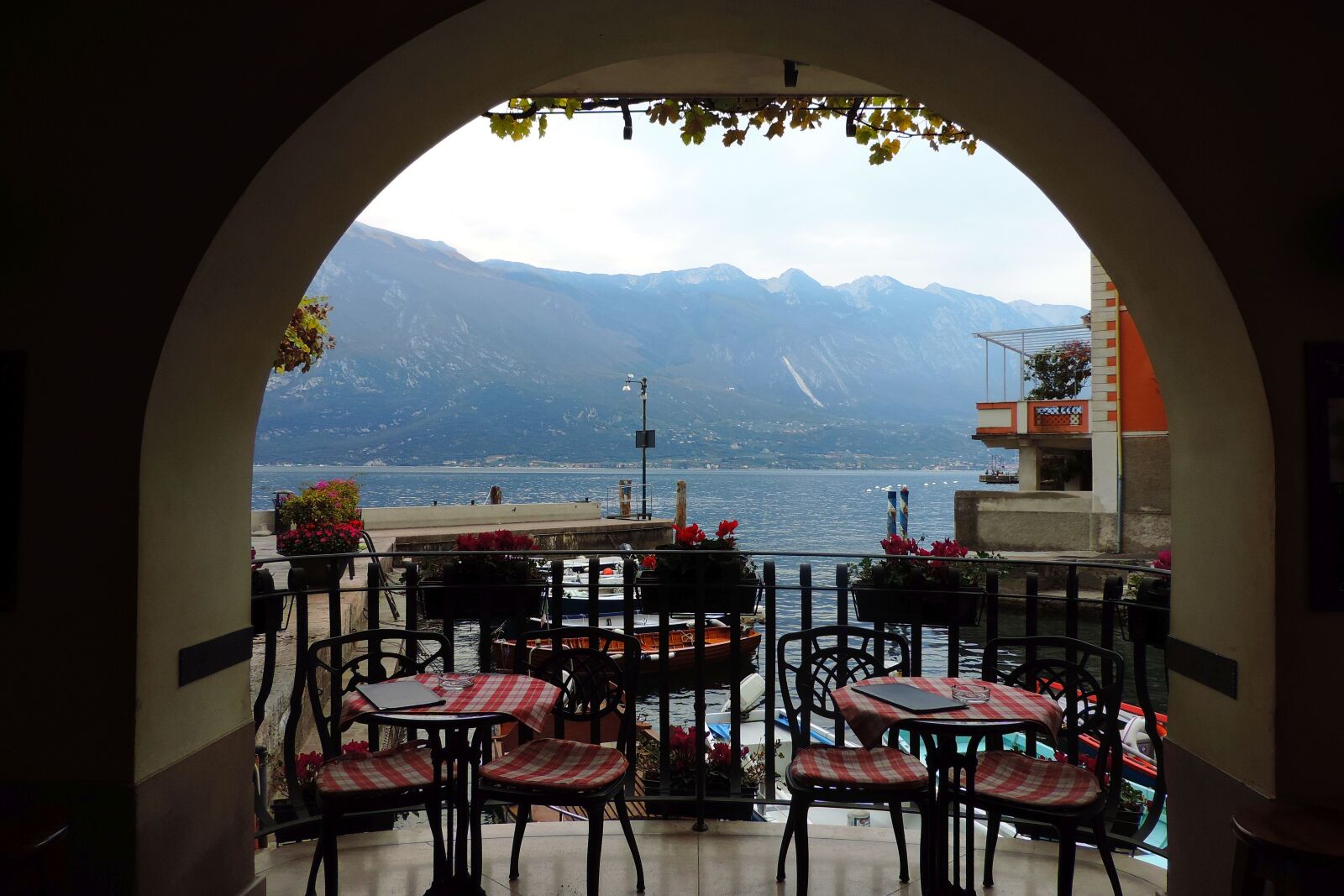 Nikon Coolpix P520 sample photo. Limone, garda, travel photography