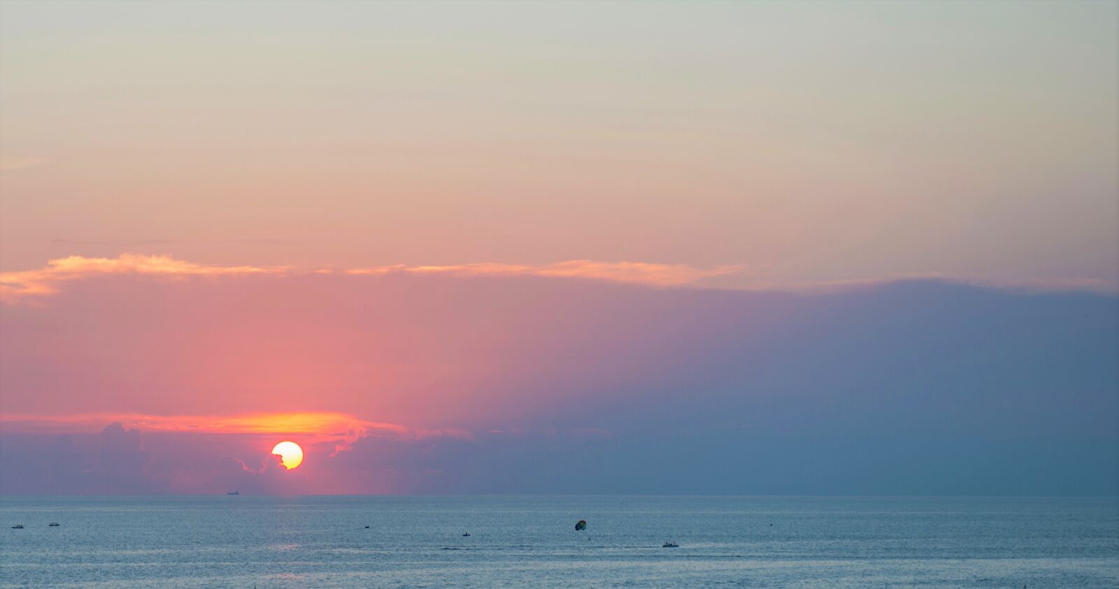 Nikon D800 sample photo. Sunrise, seaside, sun photography