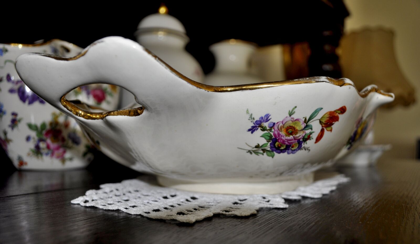Nikon D5000 sample photo. Porcelain, old, antique photography