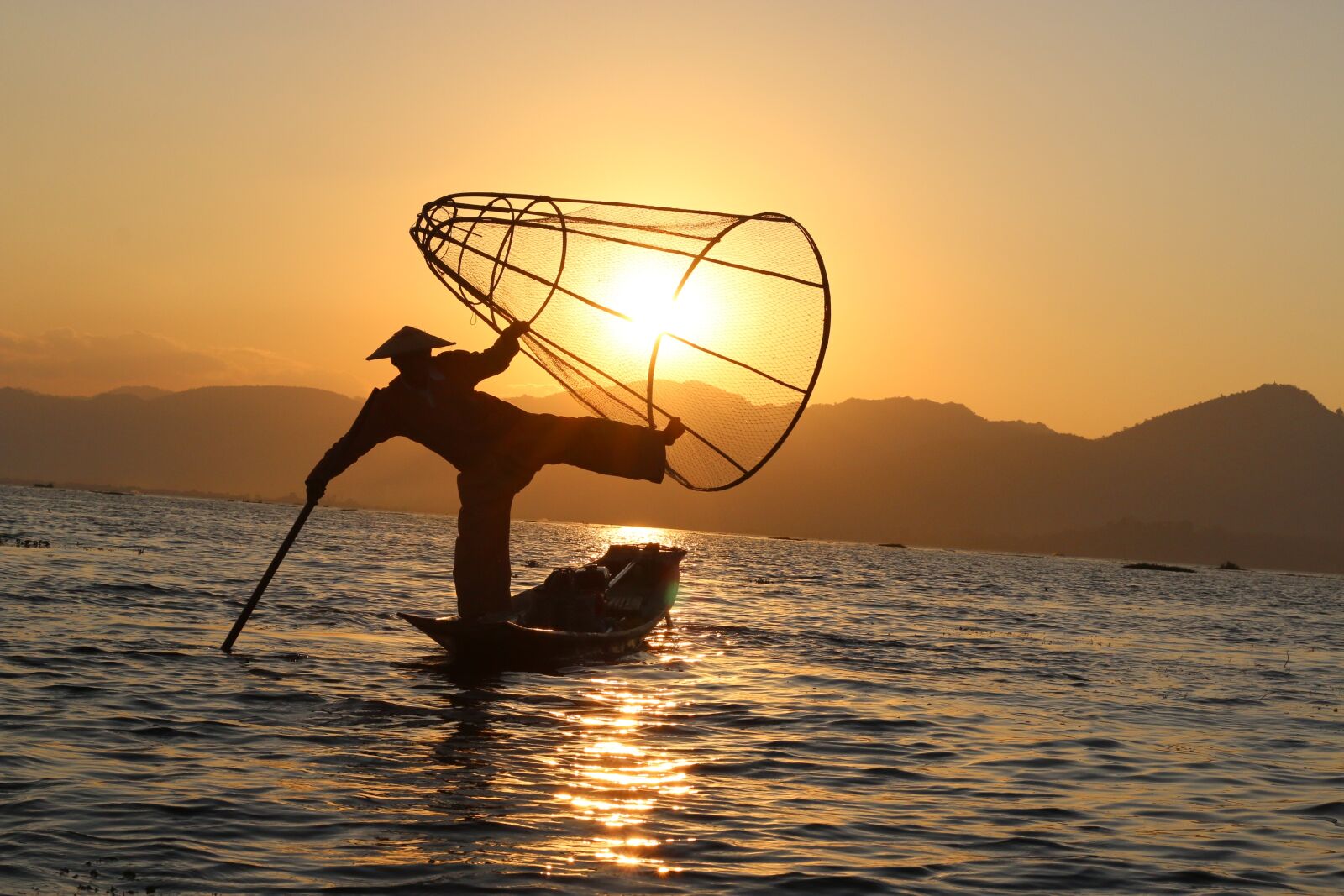 Canon EOS 70D + Canon EF 50mm F1.8 STM sample photo. Fisherman, the fishermen, sunset photography