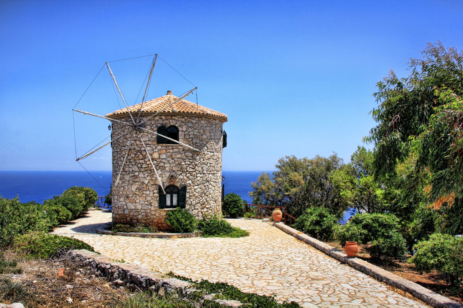 Canon EOS 550D (EOS Rebel T2i / EOS Kiss X4) sample photo. Zakynthos, greece, windmill photography