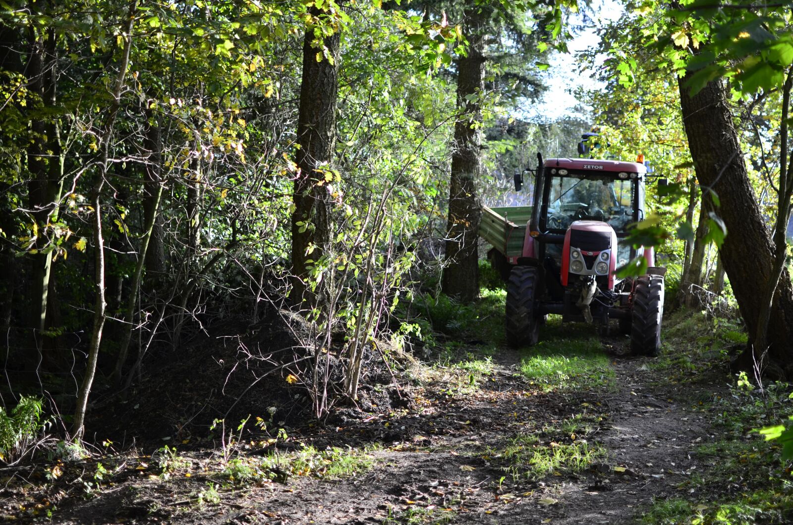 Nikon D5100 sample photo. Tractor, farmer, orka photography