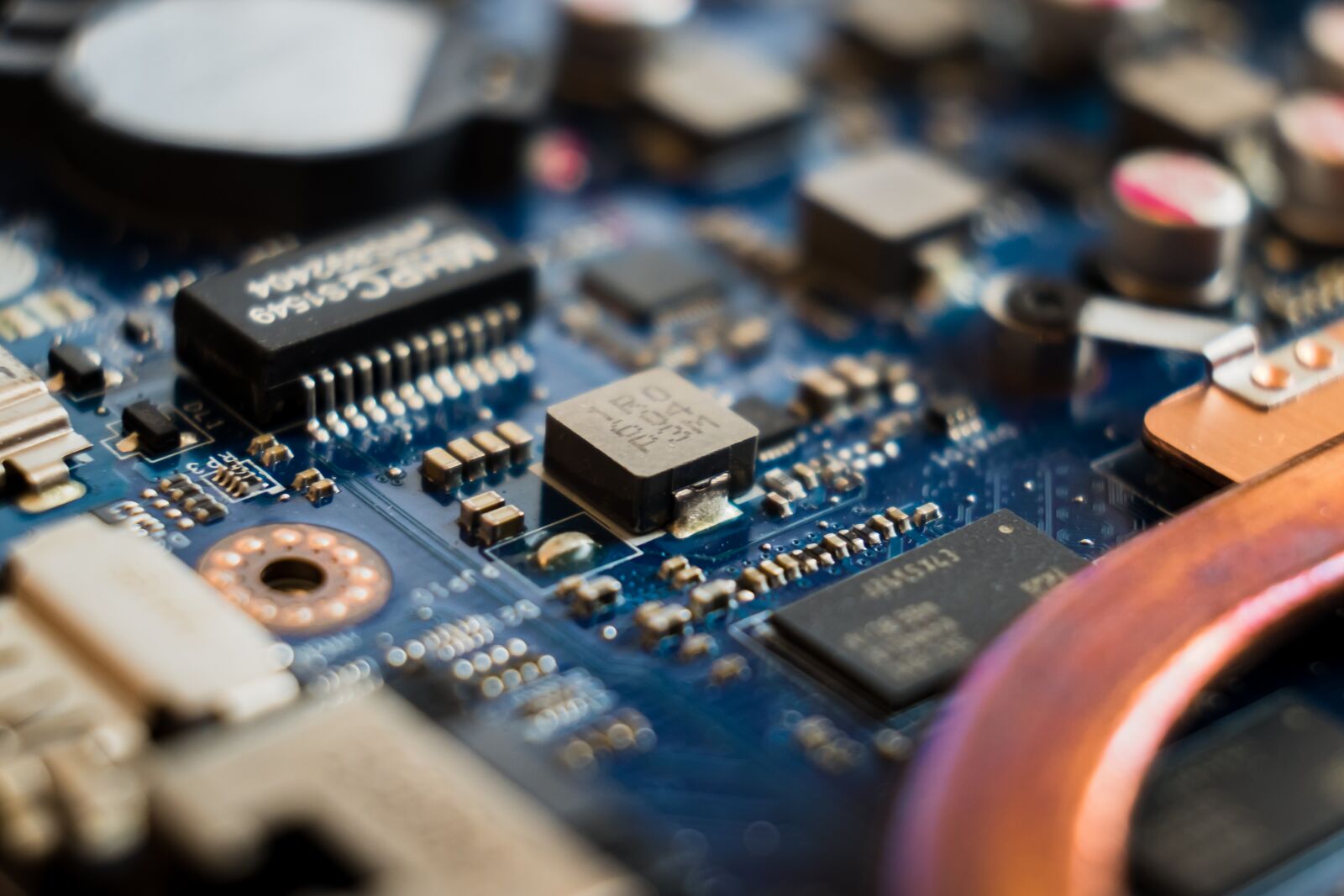 Fujifilm X-T10 sample photo. Computer, motherboard, page photography