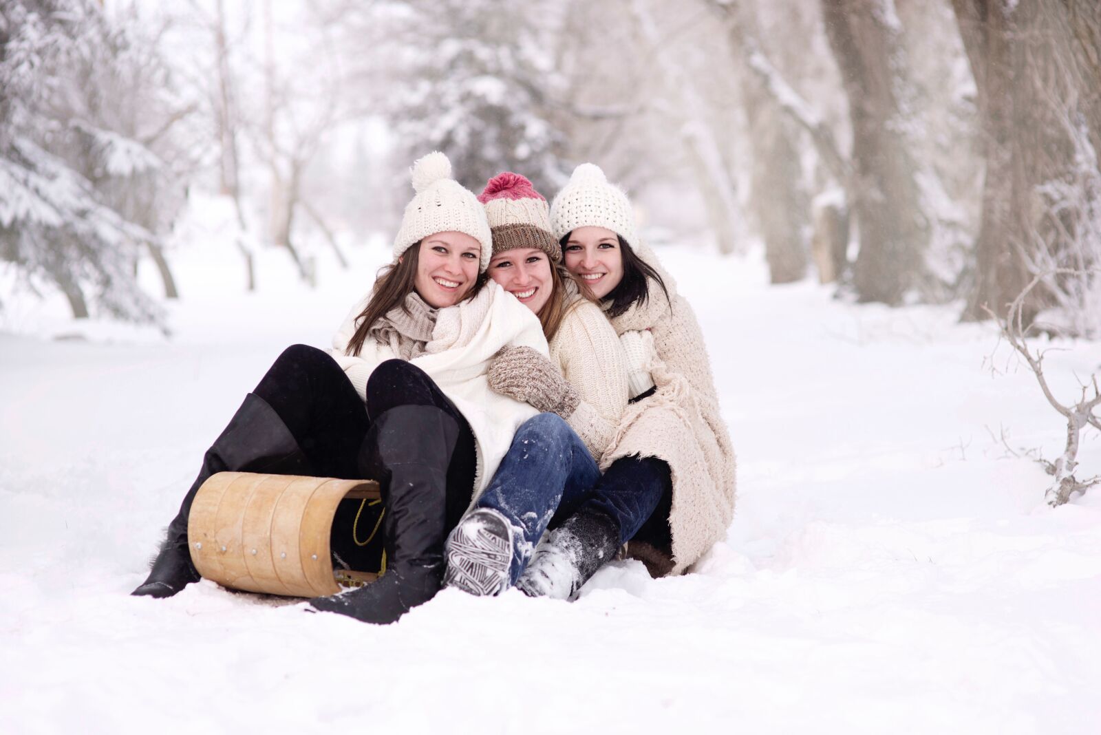 Nikon D610 sample photo. Women, girls, snow, toboggan photography