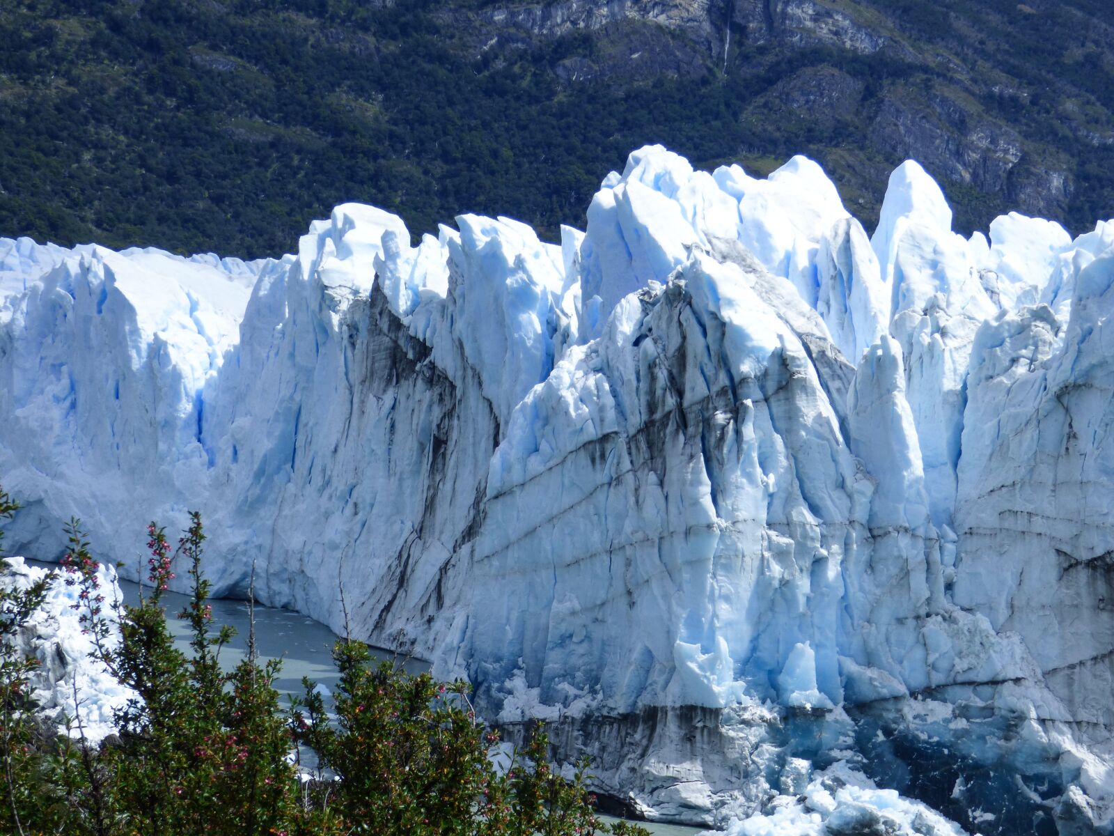Panasonic Lumix DMC-FZ70 sample photo. Glacier, patagonia, nature photography