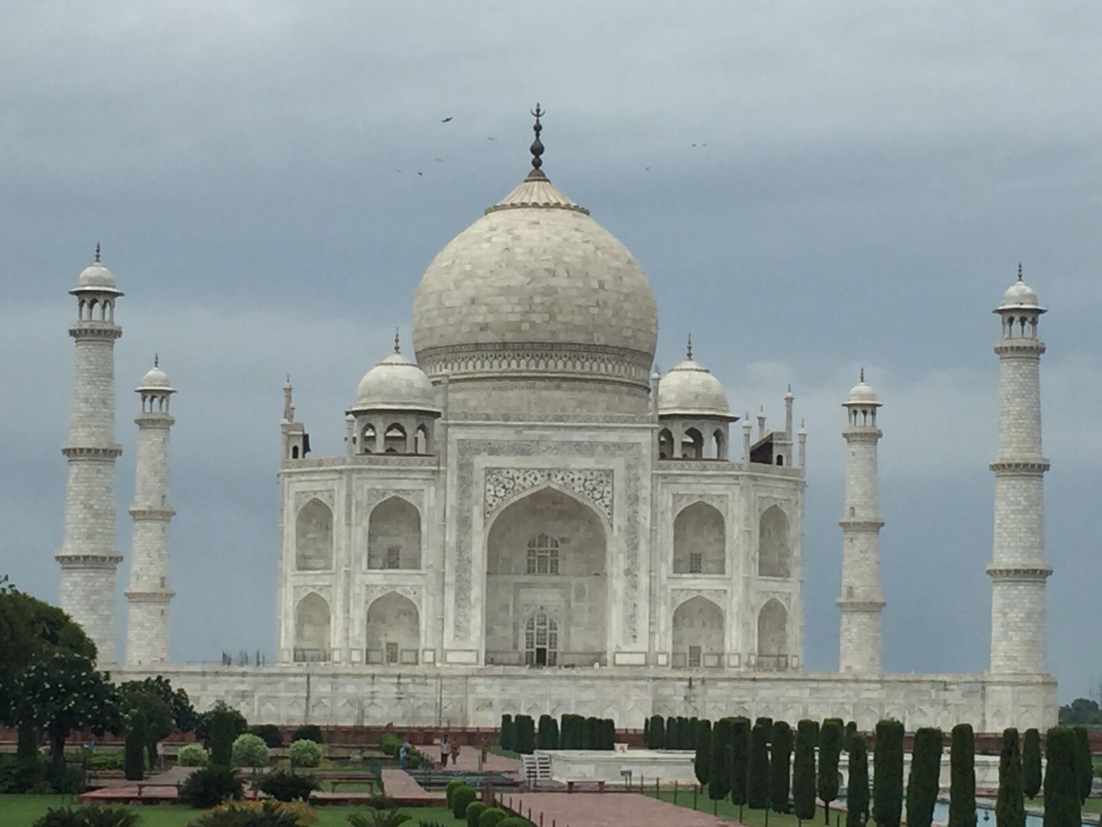 iPhone 6 back camera 4.15mm f/2.2 sample photo. Mausoleum, tomb, tajmahal photography