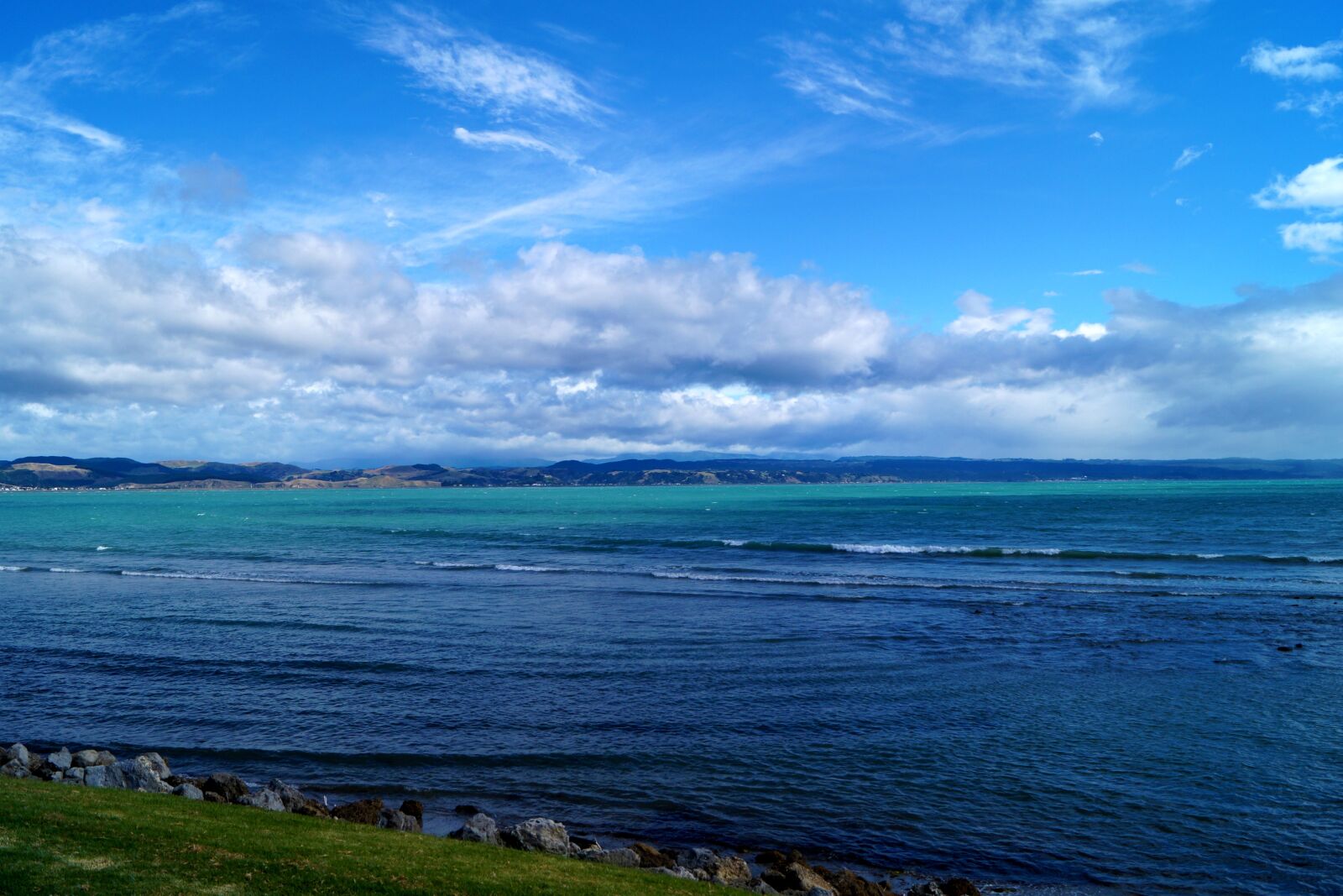 Sony DT 18-55mm F3.5-5.6 SAM II sample photo. Sea, new zealand, napier photography
