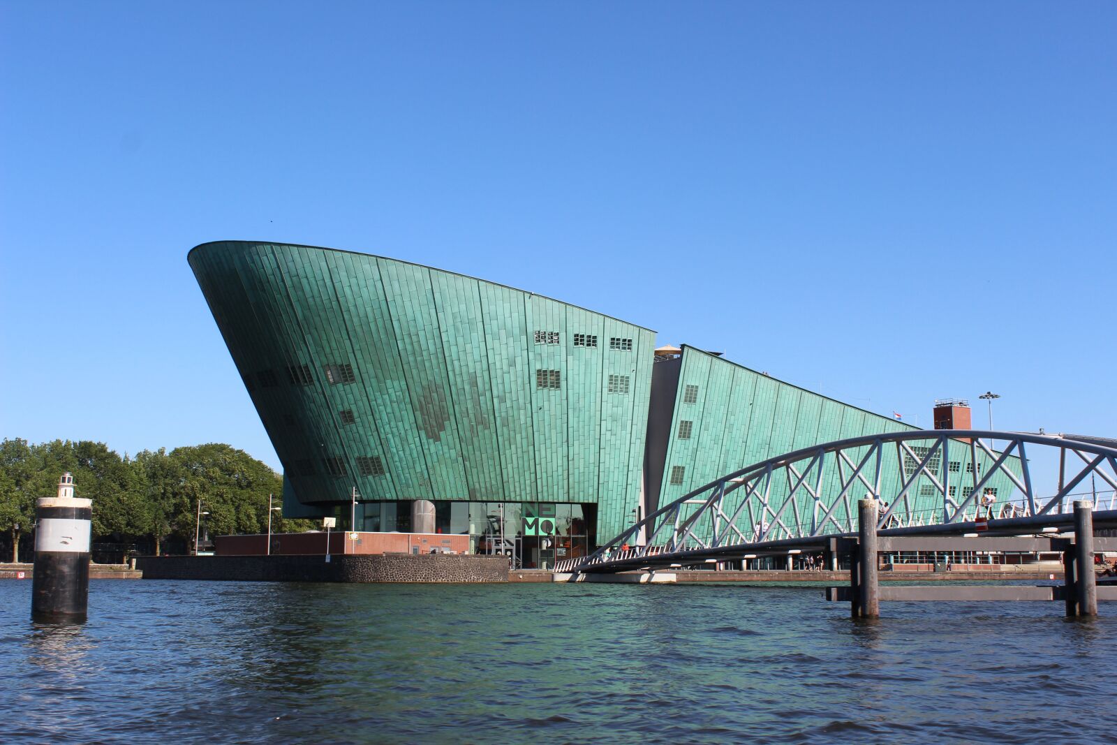 Canon EOS 600D (Rebel EOS T3i / EOS Kiss X5) sample photo. Amsterdam, canal, netherlands photography
