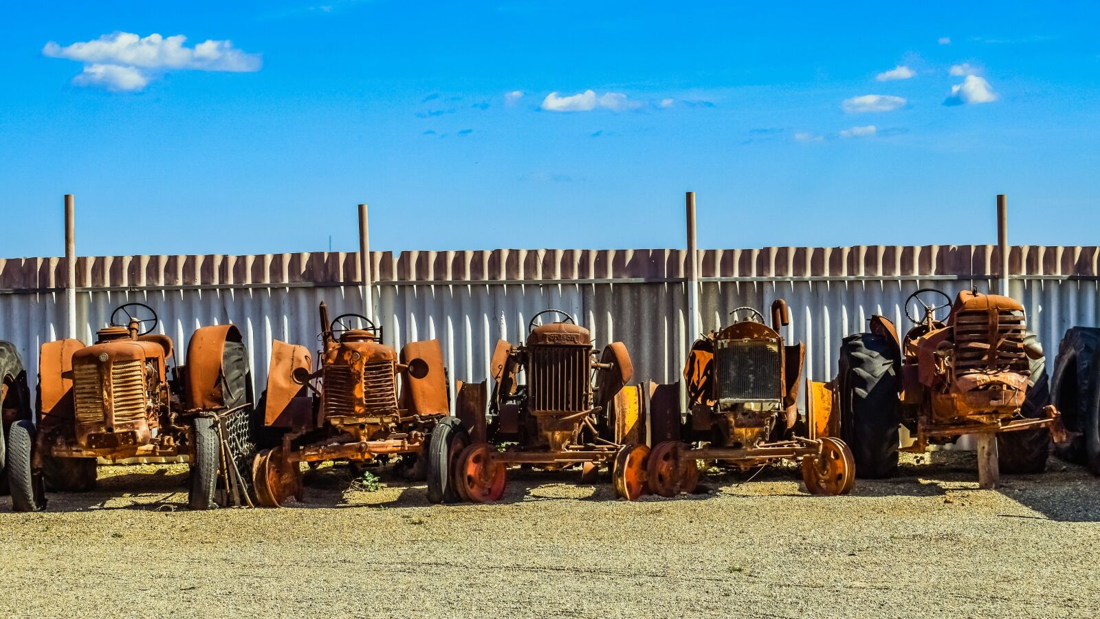 Nikon D3300 sample photo. Tractor, old, rusty photography