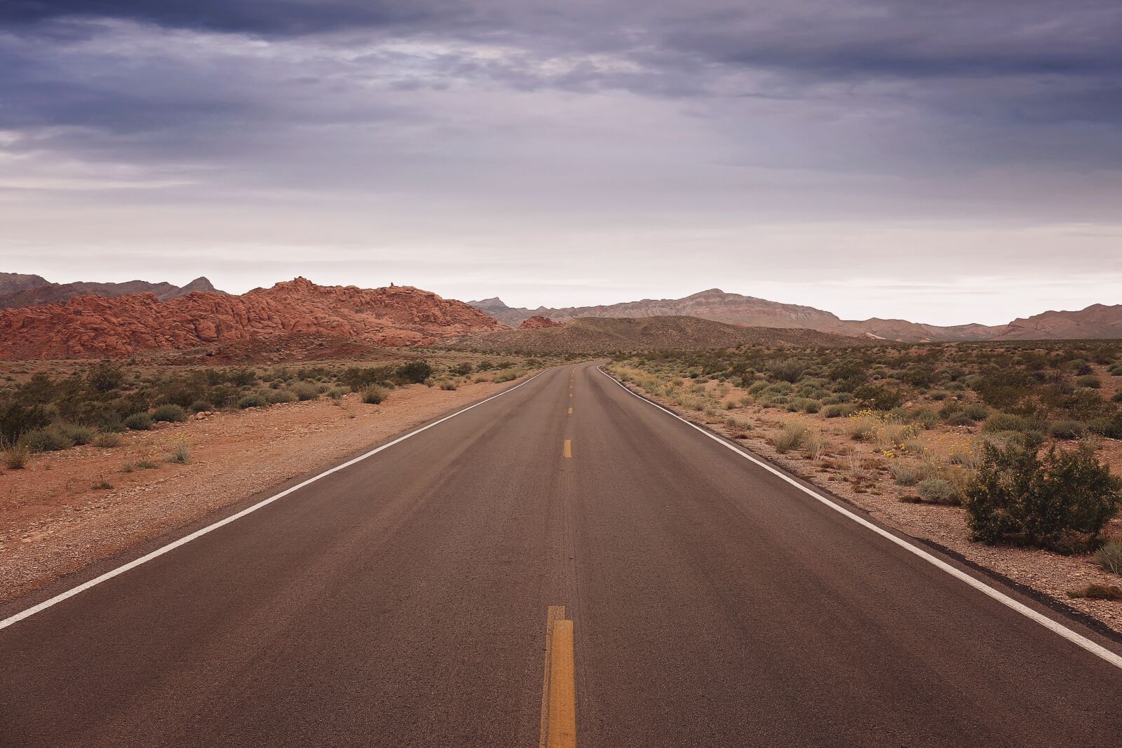 Canon EOS 70D sample photo. Road, desert, travel photography
