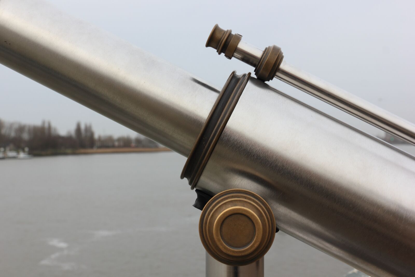 Canon EOS 550D (EOS Rebel T2i / EOS Kiss X4) sample photo. Belgium, antwerp, coin photography