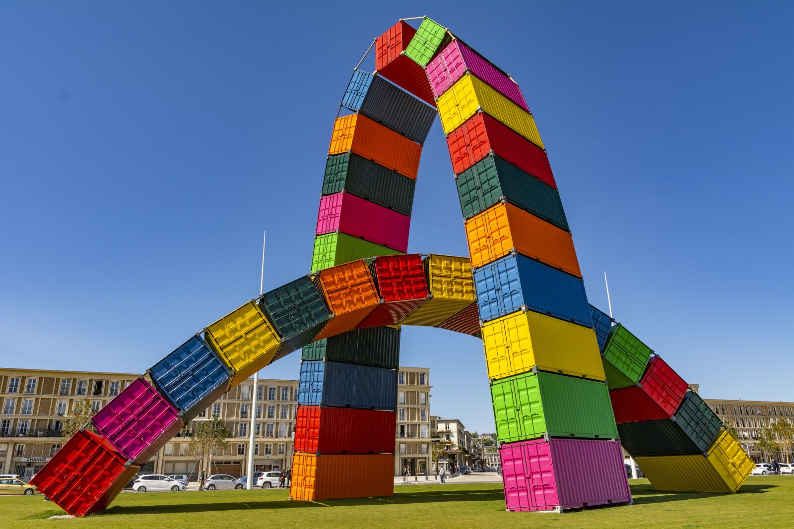 Nikon D5200 sample photo. Iso, container, sculpture photography