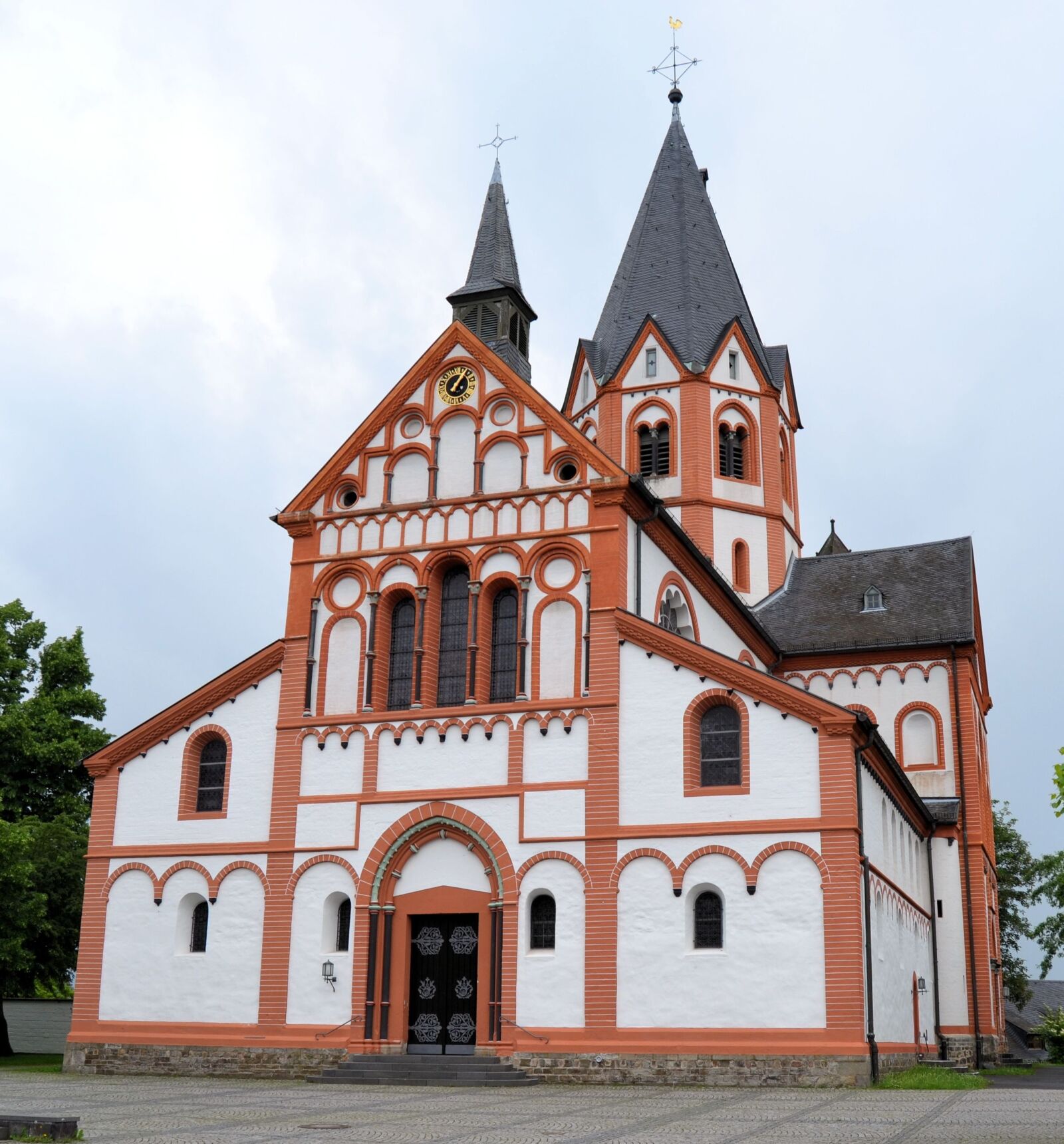 Nikon D3100 sample photo. Sinzig, church, rhine photography