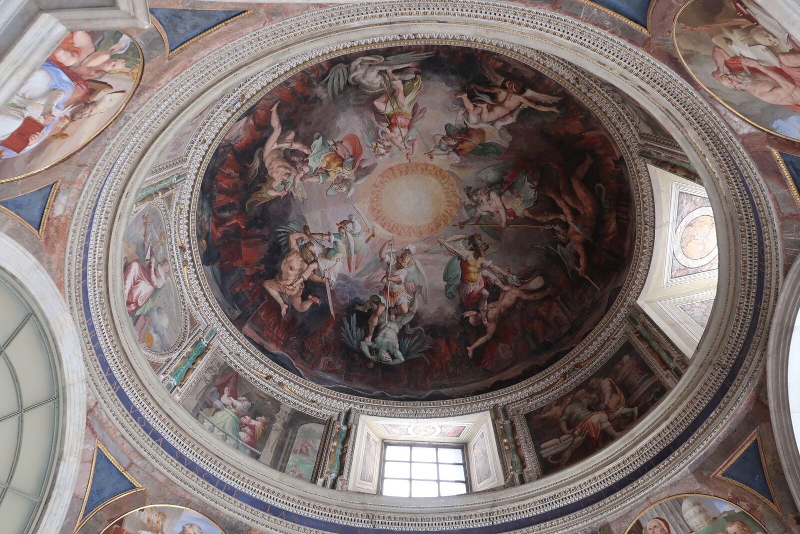 Canon PowerShot G7 X Mark II sample photo. Rome, italy, architecture photography