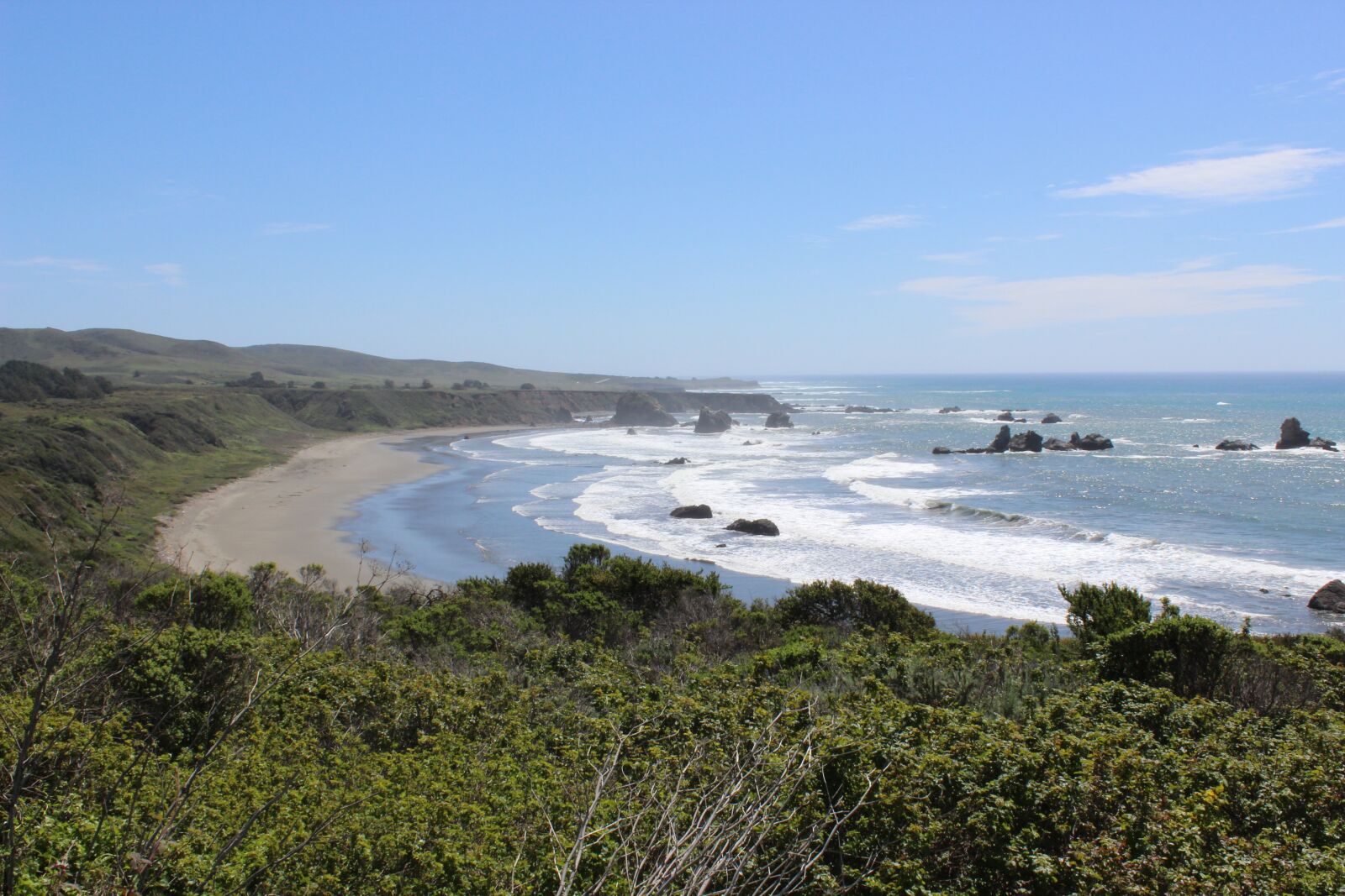 Canon EOS 600D (Rebel EOS T3i / EOS Kiss X5) sample photo. California, coast line, ocean photography