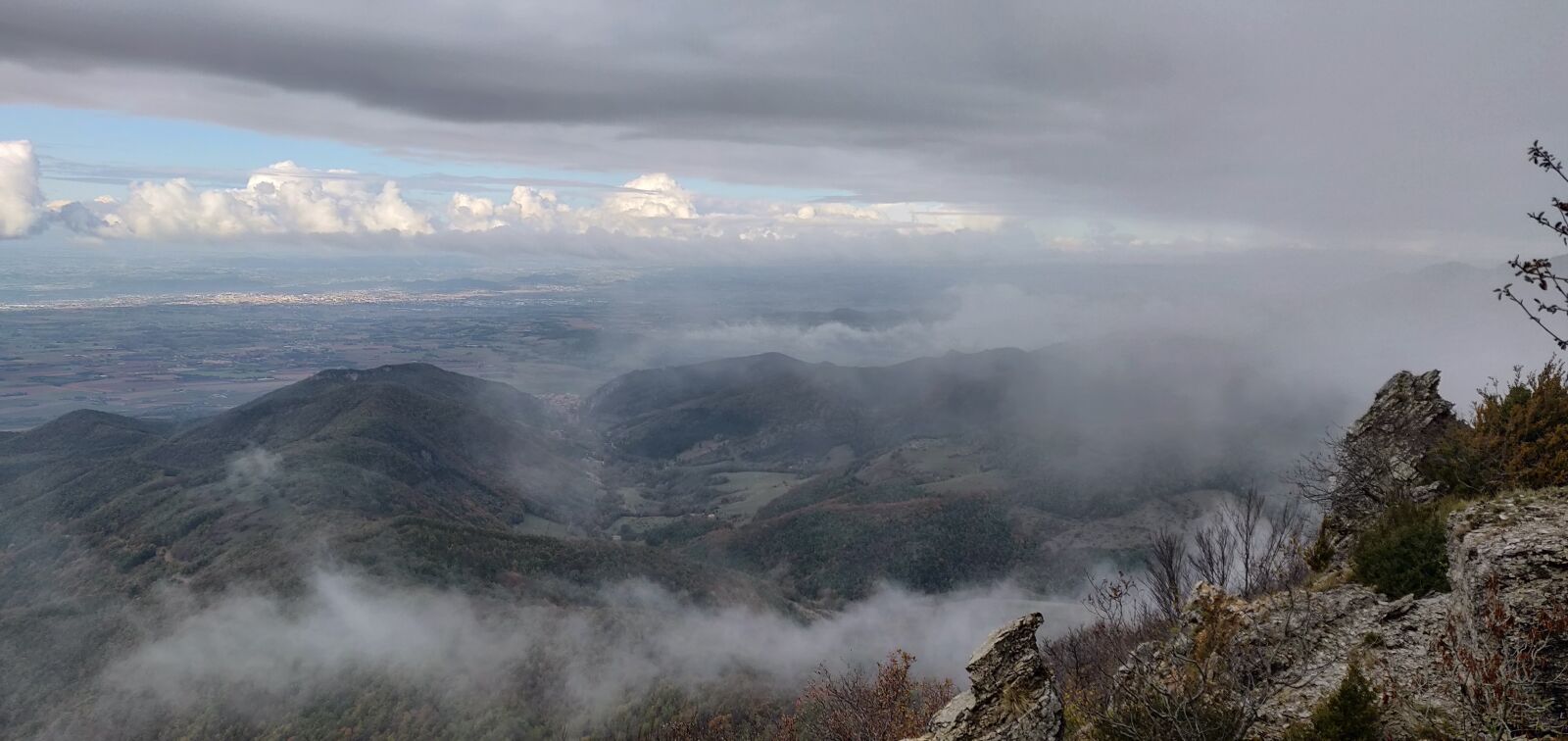 OnePlus 6 sample photo. Clouds, landscape, rocks photography