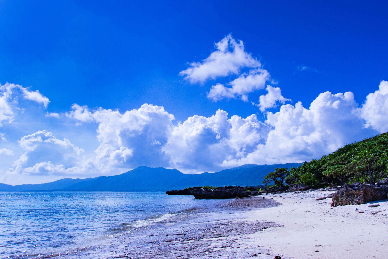 Canon EF-S 18-135mm F3.5-5.6 IS USM sample photo. Okinawa, sea, sky photography